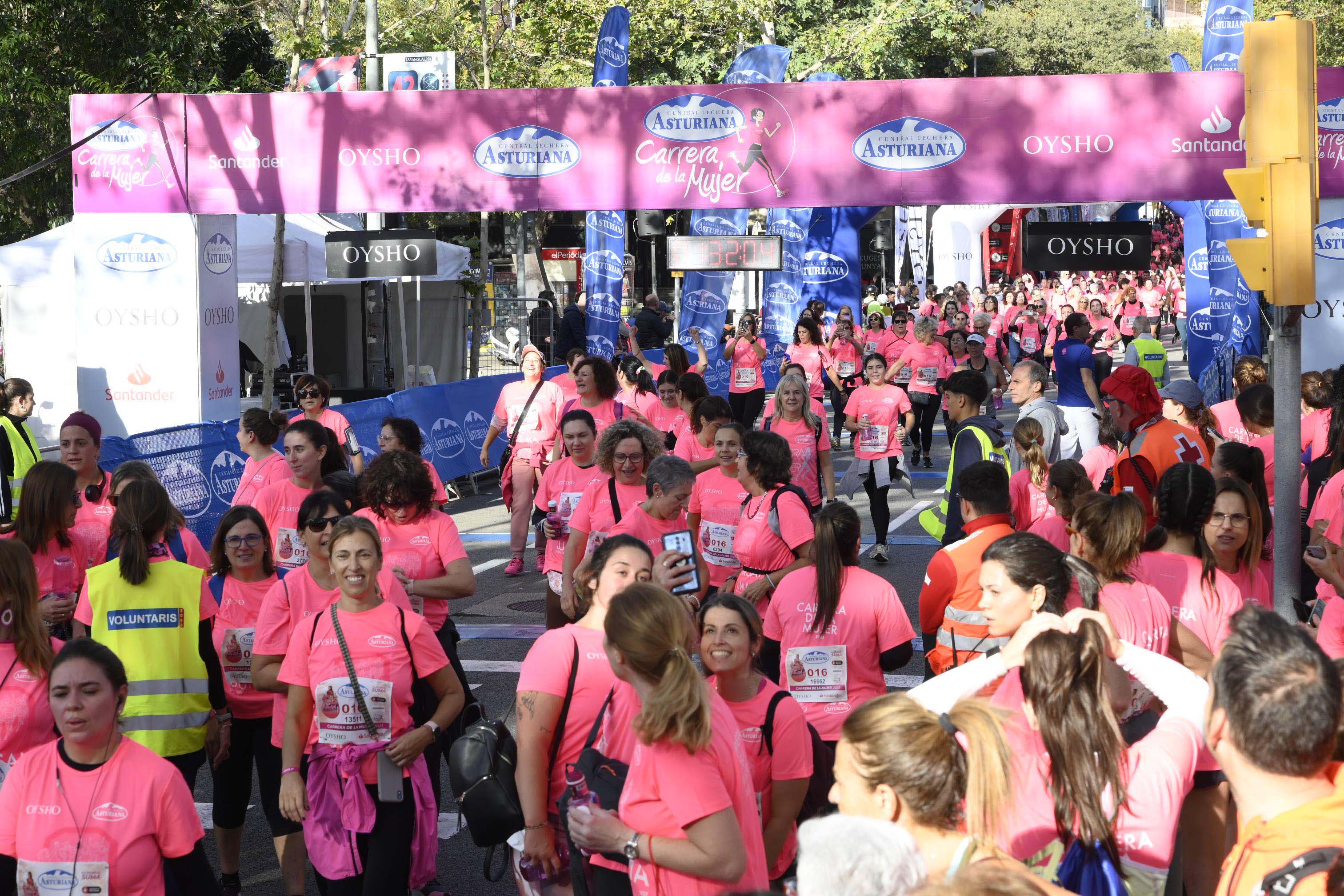 Las mejores fotos de la Carrera de la Mujer de Barcelona 2023. 5765