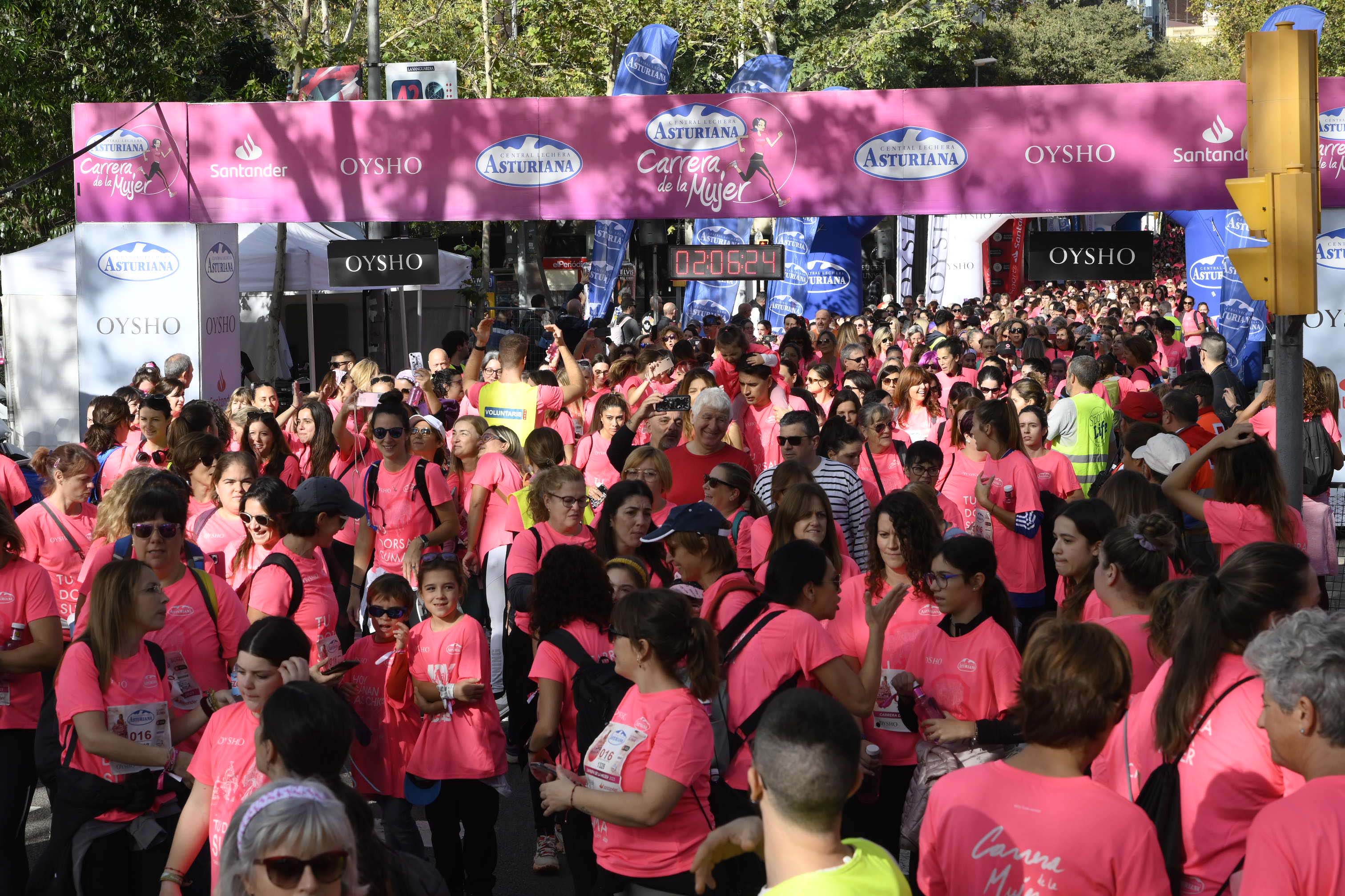 Las mejores fotos de la Carrera de la Mujer de Barcelona 2023. 6753