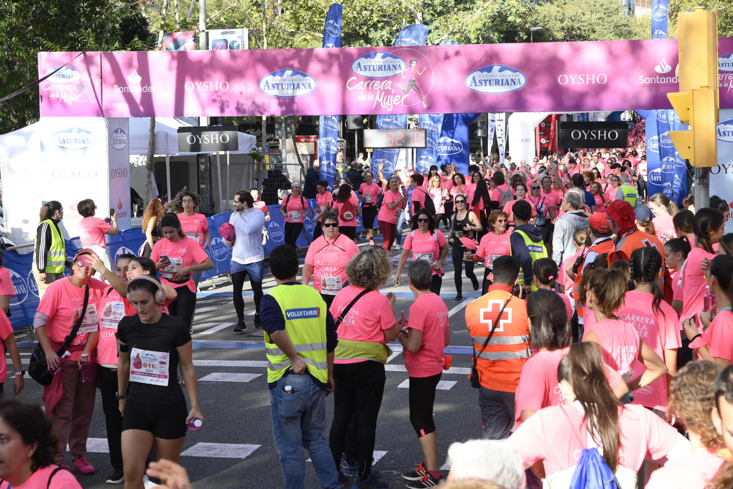 Las mejores fotos de la Carrera de la Mujer de Barcelona 2023. 5772