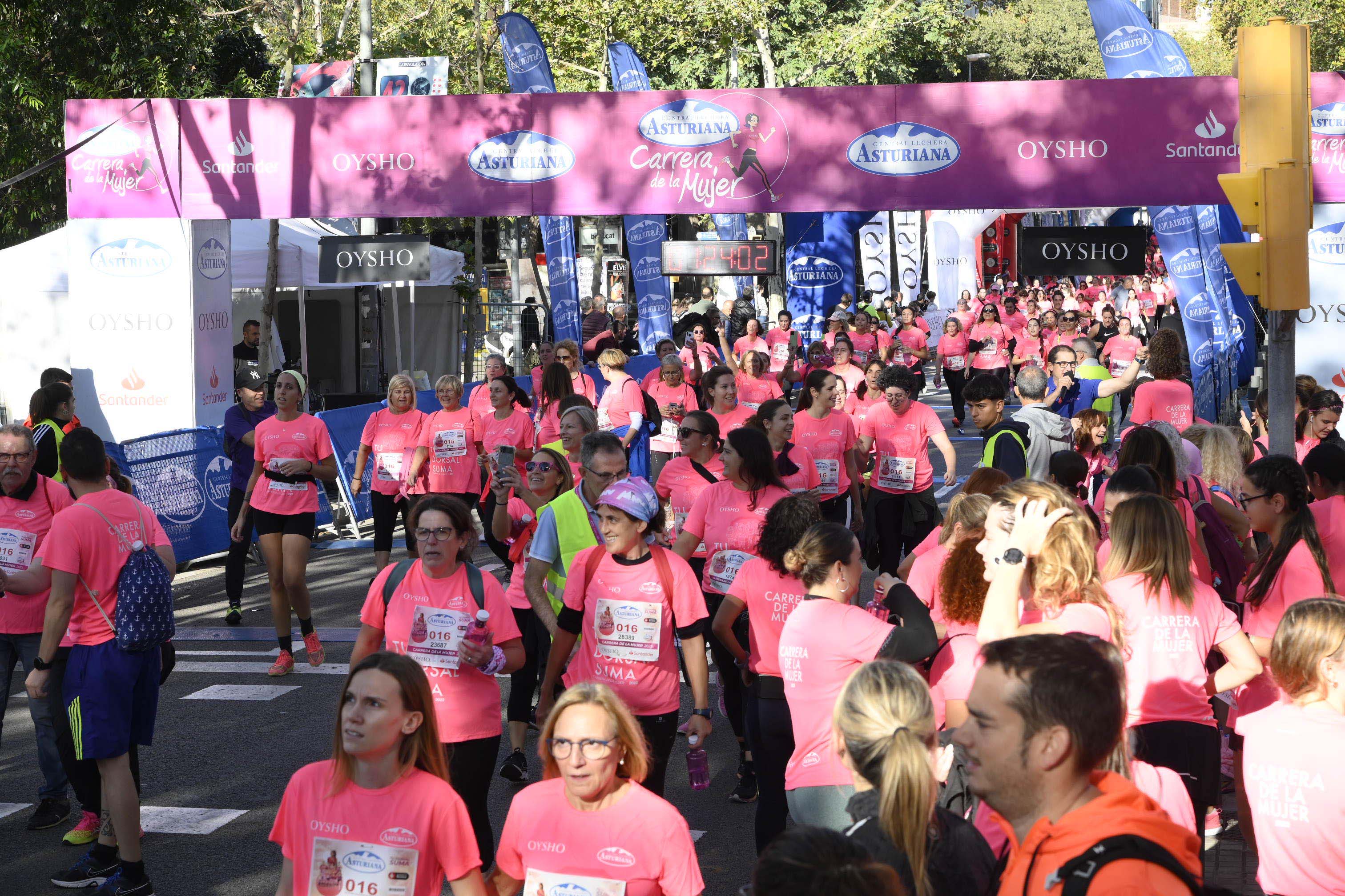 Las mejores fotos de la Carrera de la Mujer de Barcelona 2023. 5528