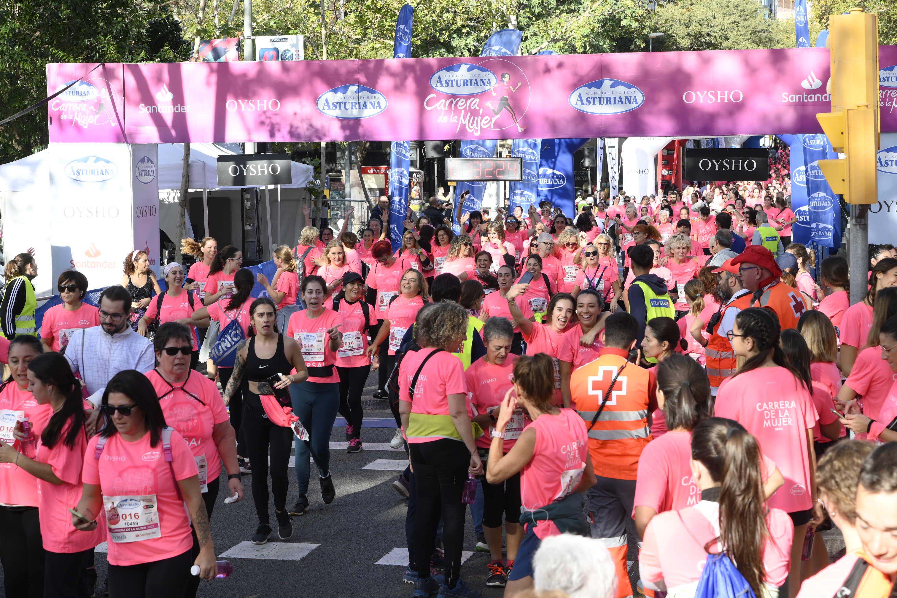 Las mejores fotos de la Carrera de la Mujer de Barcelona 2023. 5775