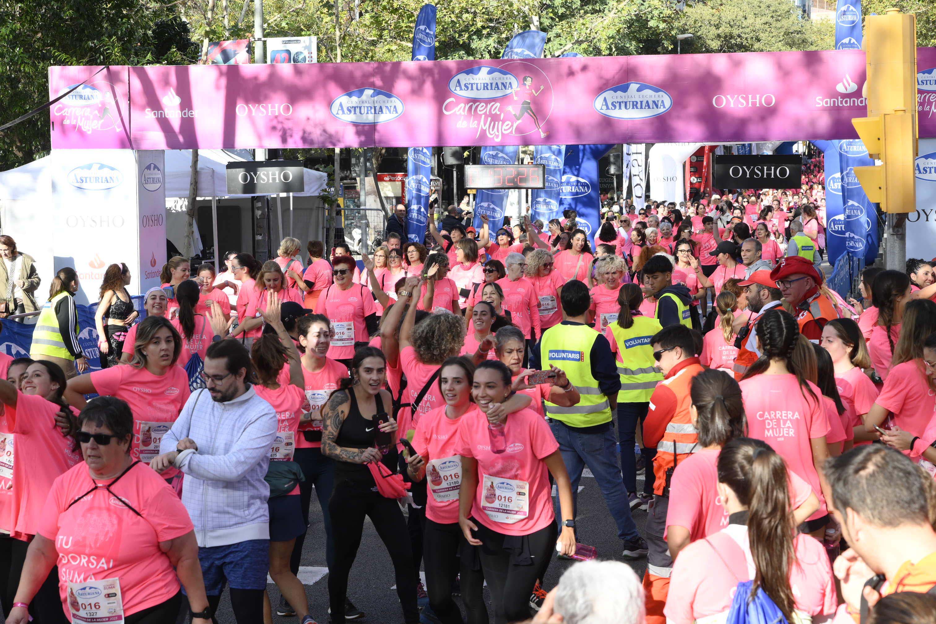 Las mejores fotos de la Carrera de la Mujer de Barcelona 2023. 5776