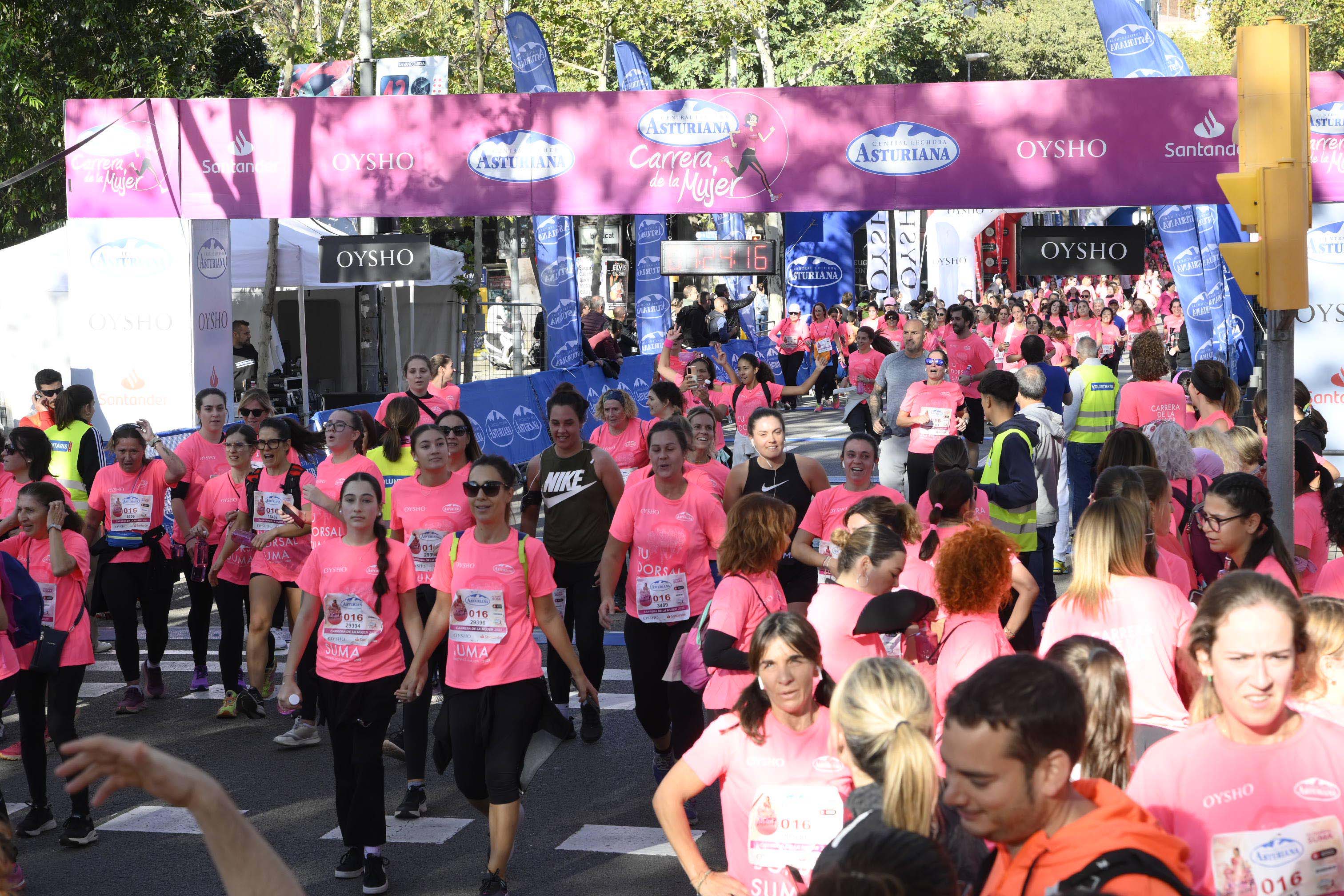 Las mejores fotos de la Carrera de la Mujer de Barcelona 2023. 5535