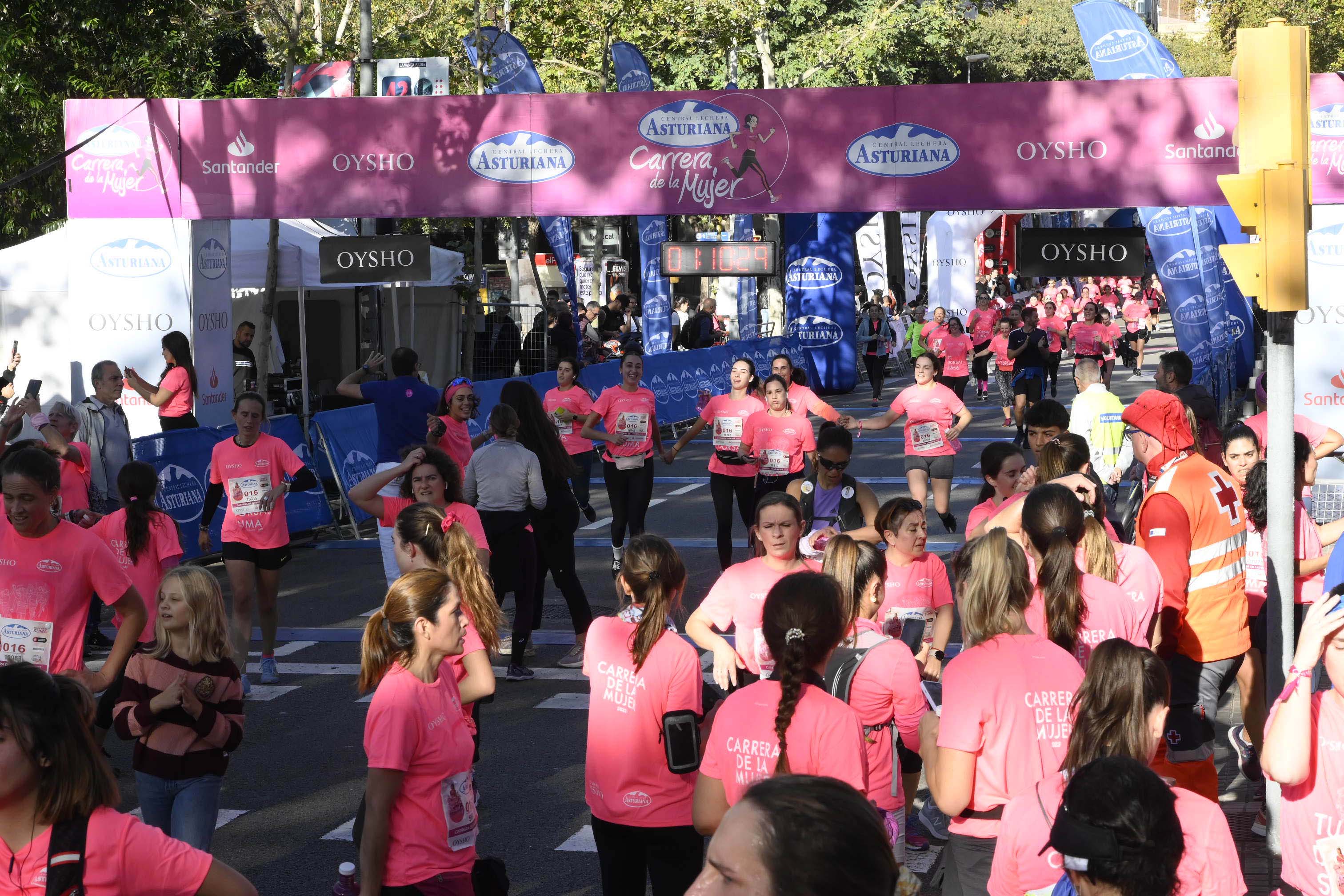 Las mejores fotos de la Carrera de la Mujer de Barcelona 2023. 5186
