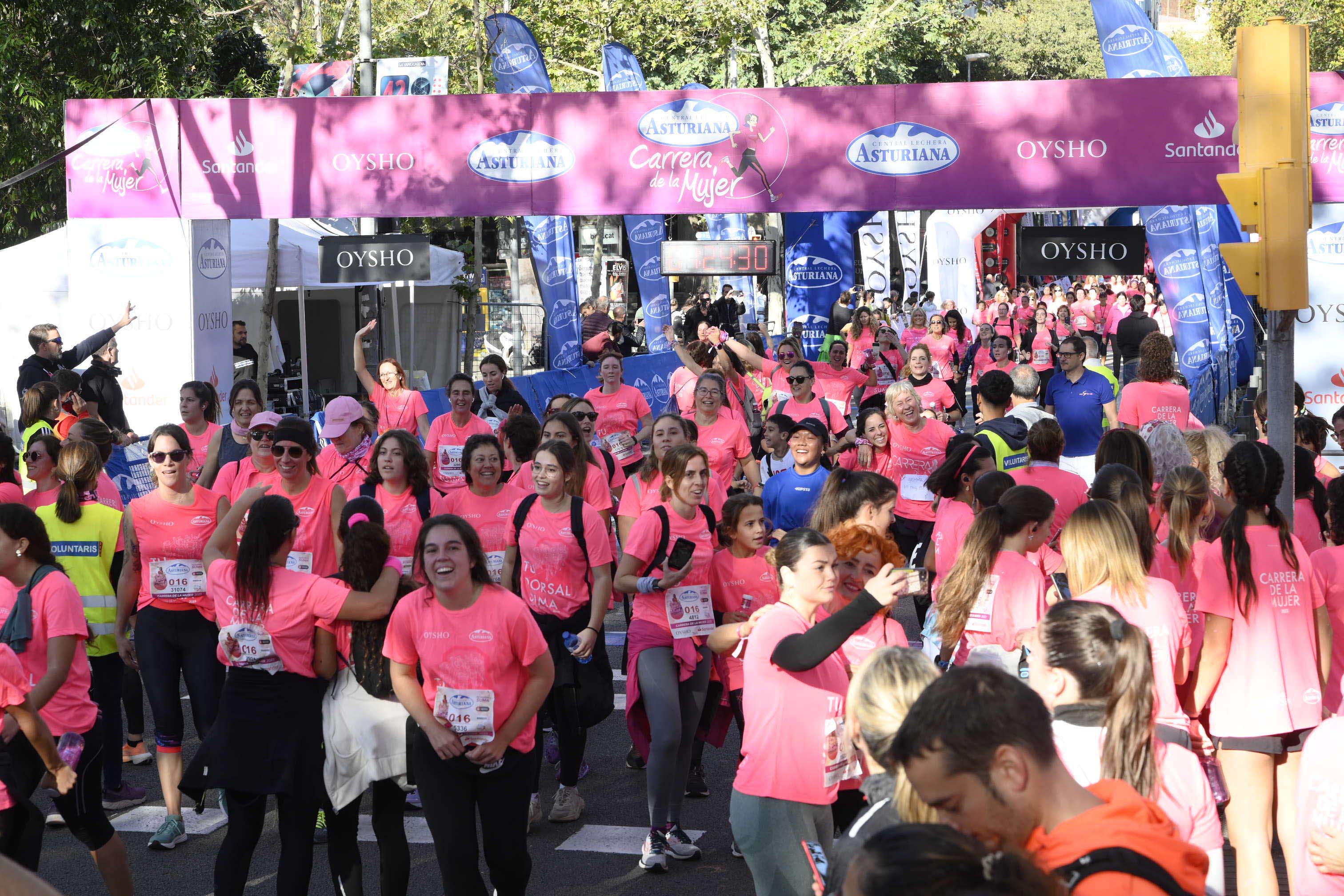 Las mejores fotos de la Carrera de la Mujer de Barcelona 2023. 5542