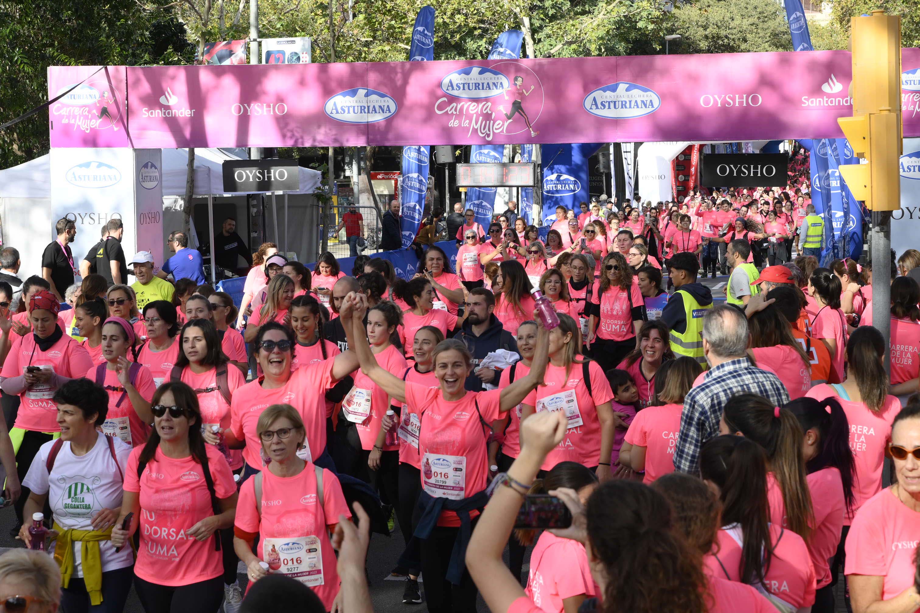 Las mejores fotos de la Carrera de la Mujer de Barcelona 2023. 6034