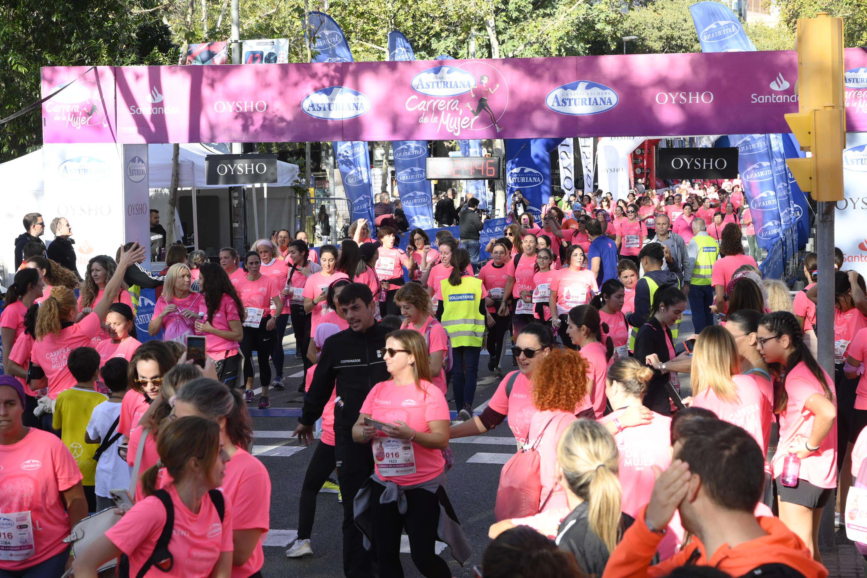Las mejores fotos de la Carrera de la Mujer de Barcelona 2023. 5546