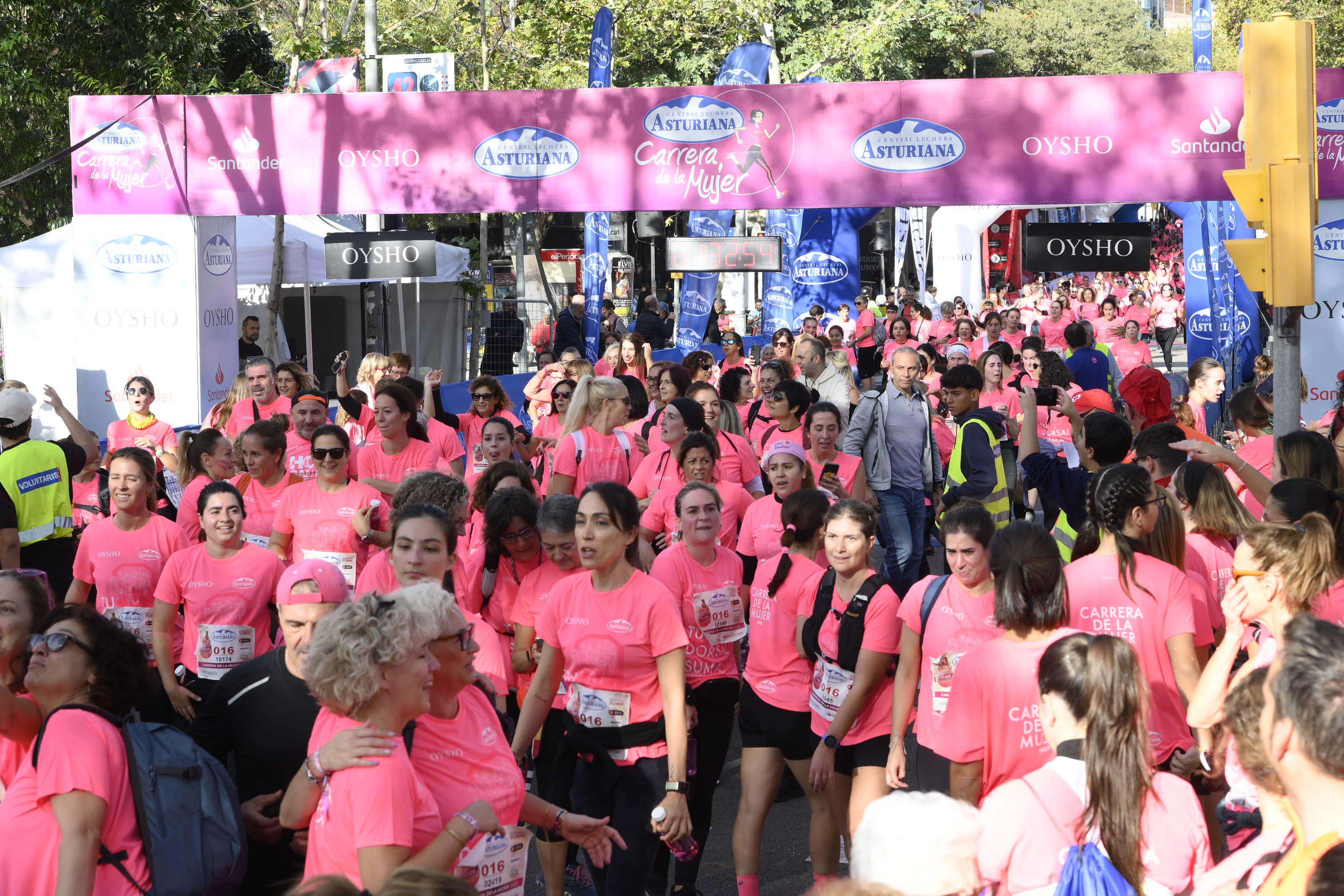 Las mejores fotos de la Carrera de la Mujer de Barcelona 2023. 5790