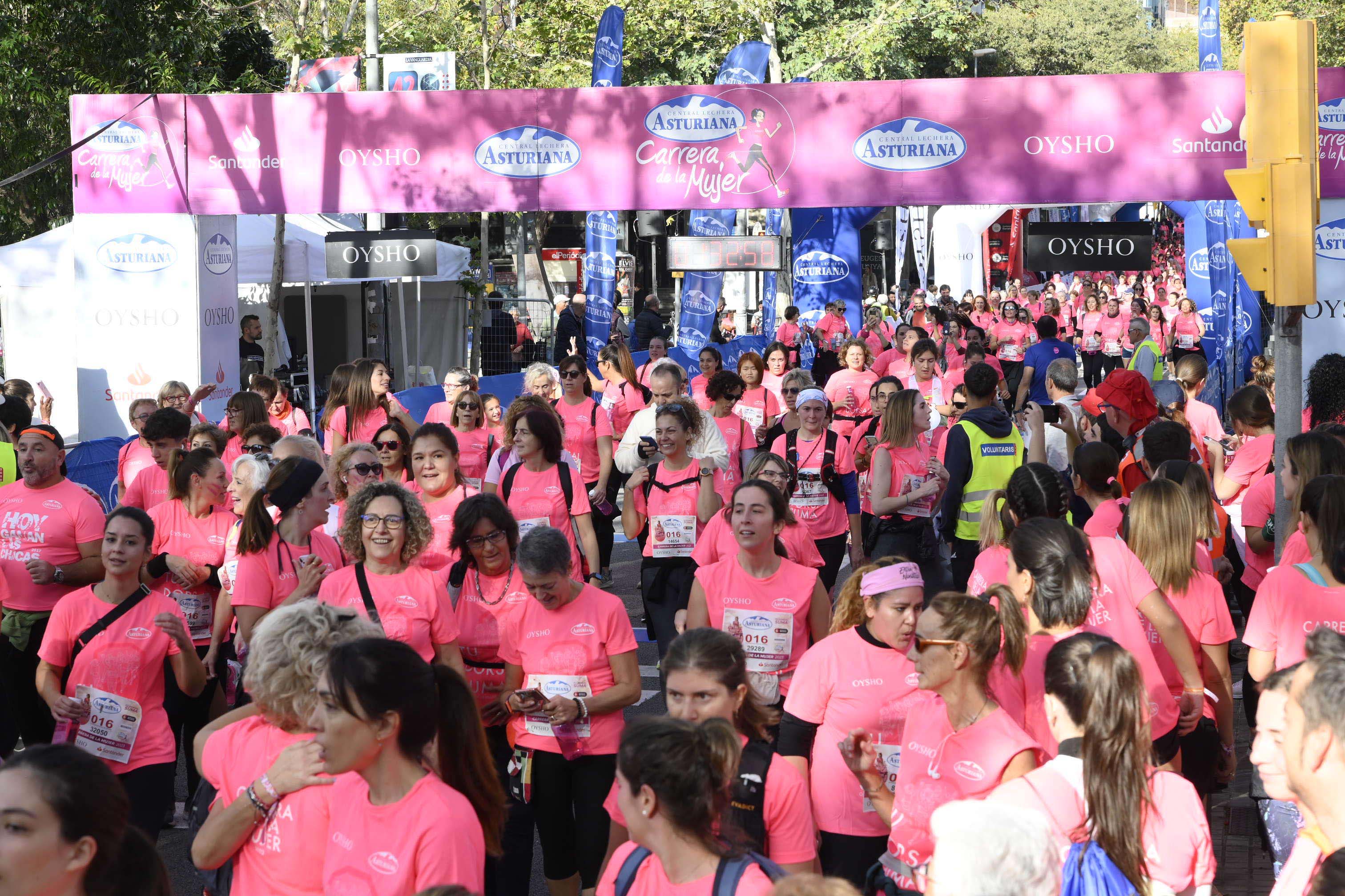 Las mejores fotos de la Carrera de la Mujer de Barcelona 2023. 5792