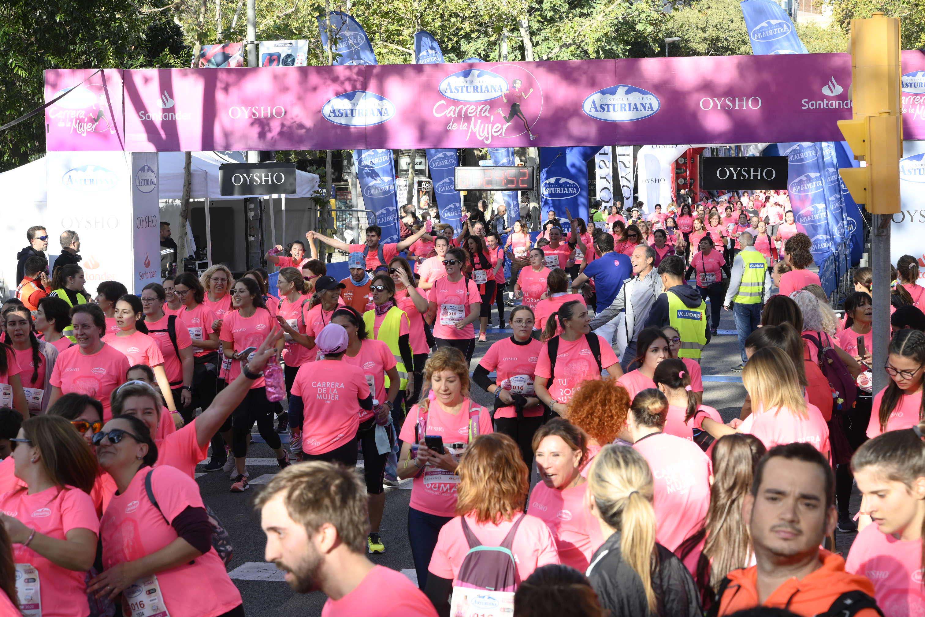 Las mejores fotos de la Carrera de la Mujer de Barcelona 2023. 5549