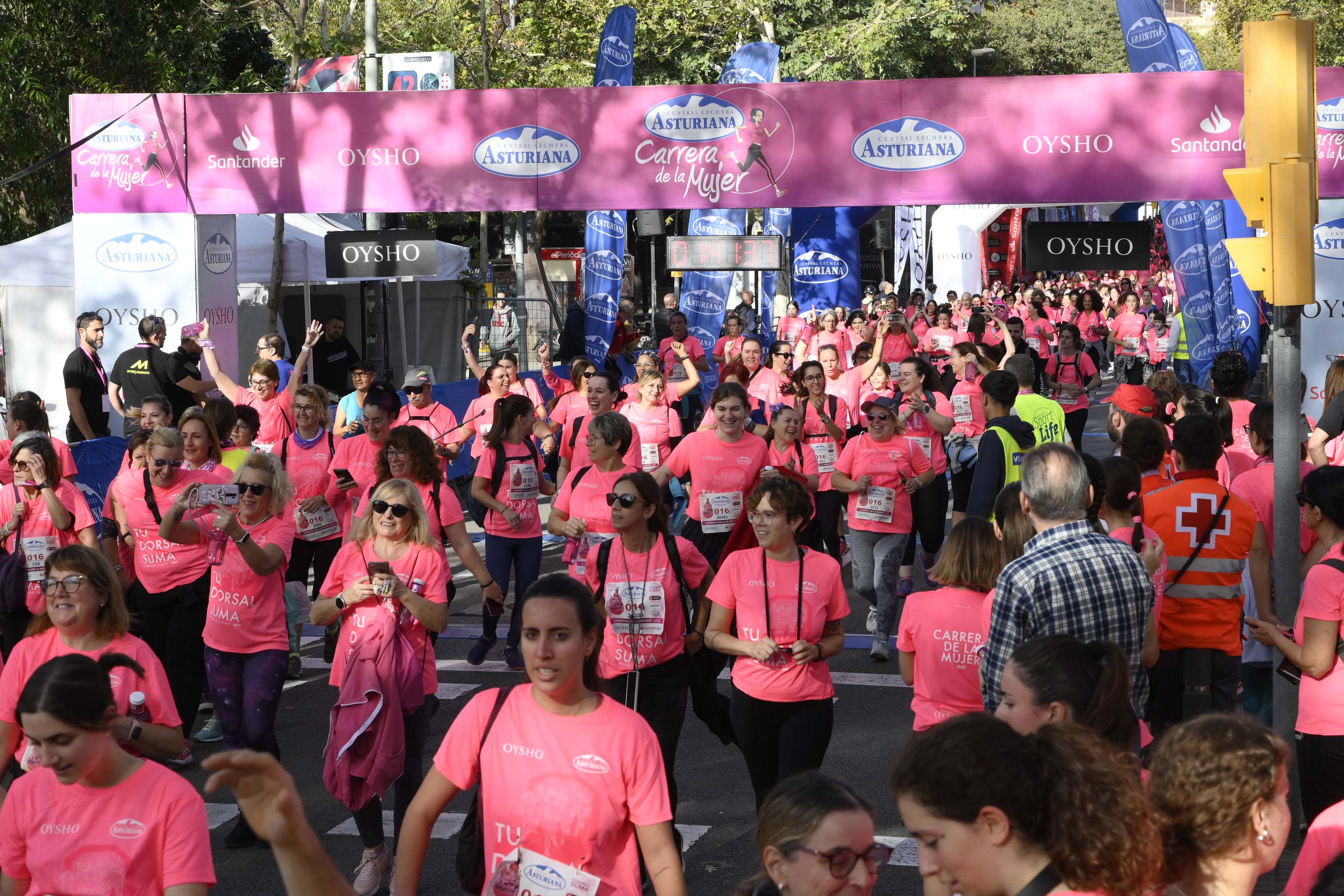 Las mejores fotos de la Carrera de la Mujer de Barcelona 2023. 6041