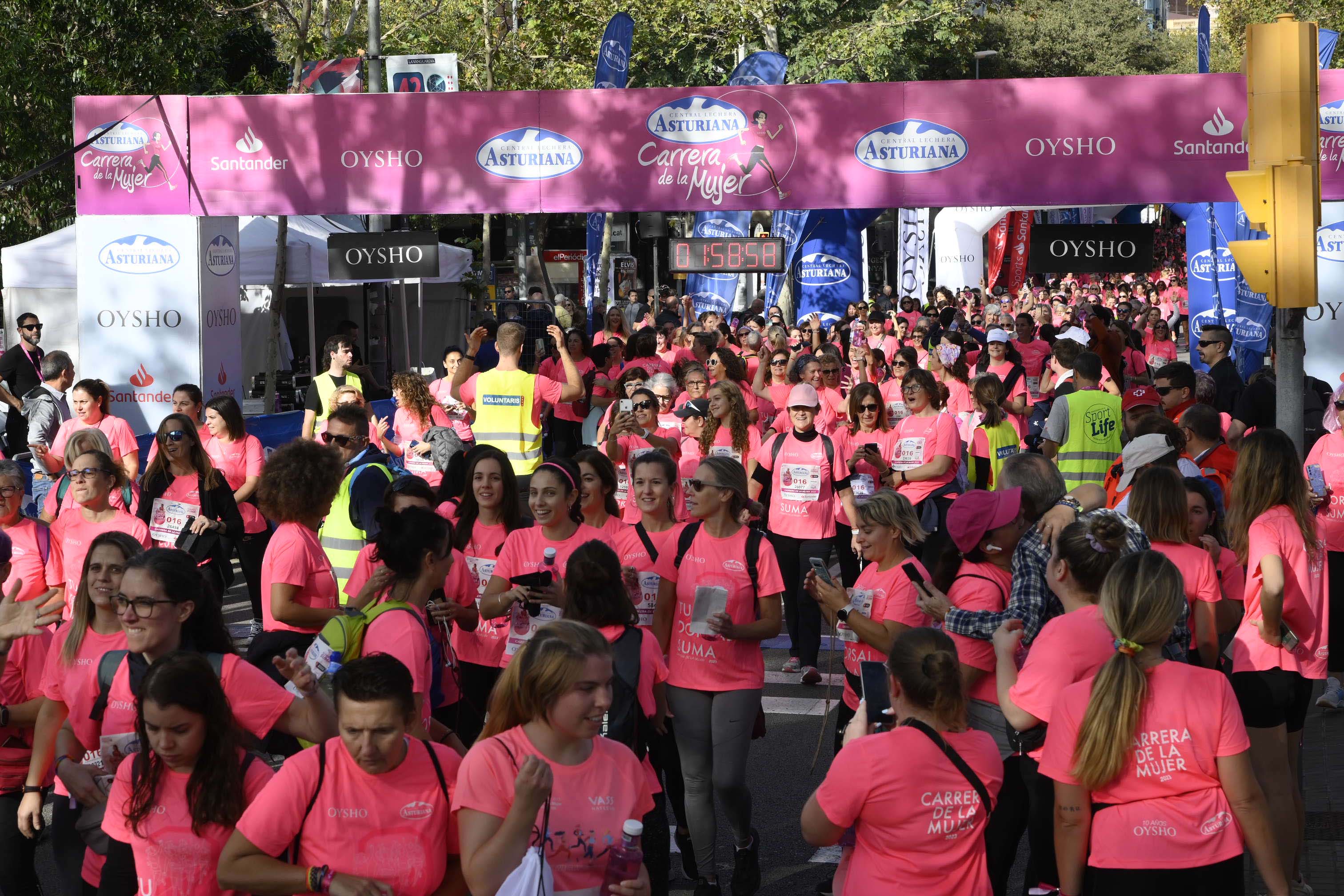 Las mejores fotos de la Carrera de la Mujer de Barcelona 2023. 6542