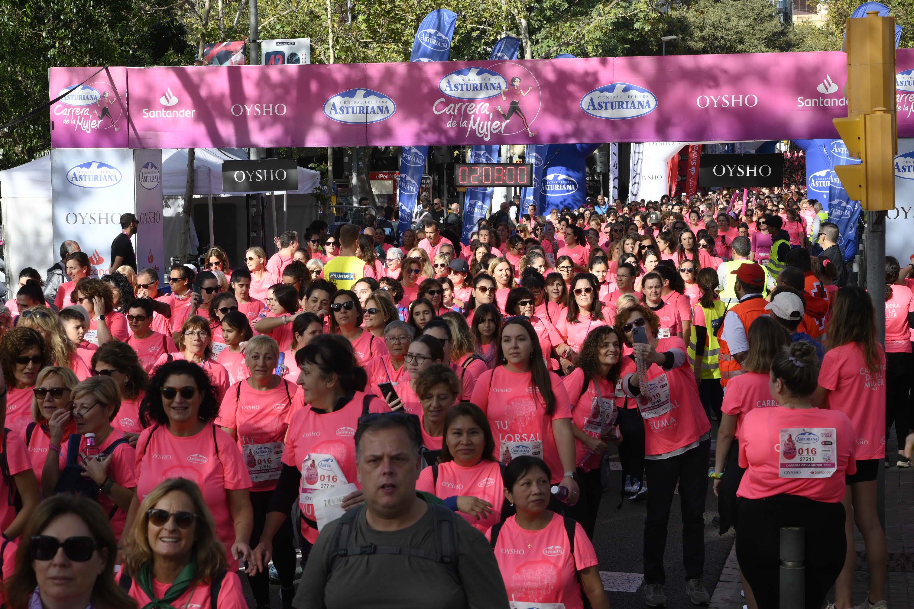 Las mejores fotos de la Carrera de la Mujer de Barcelona 2023. 6801