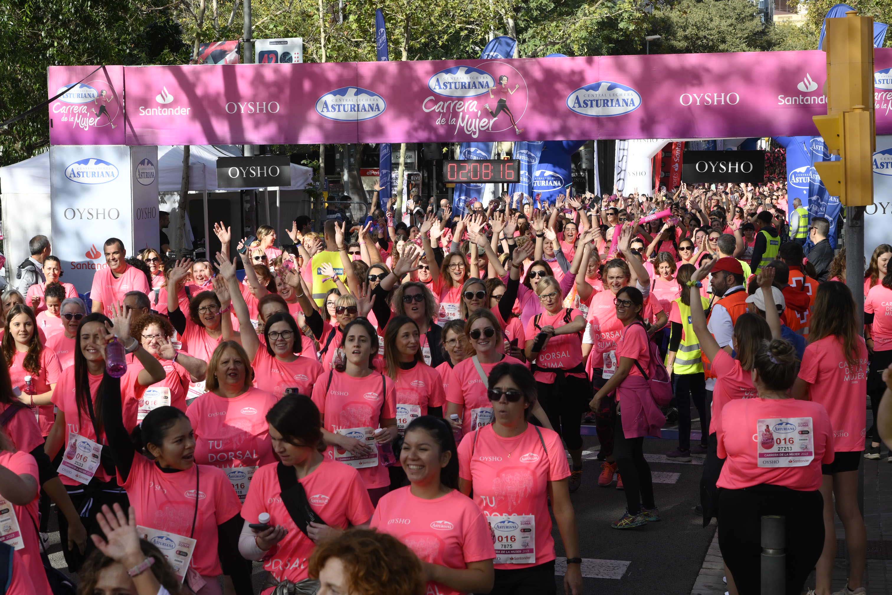 Las mejores fotos de la Carrera de la Mujer de Barcelona 2023. 6809