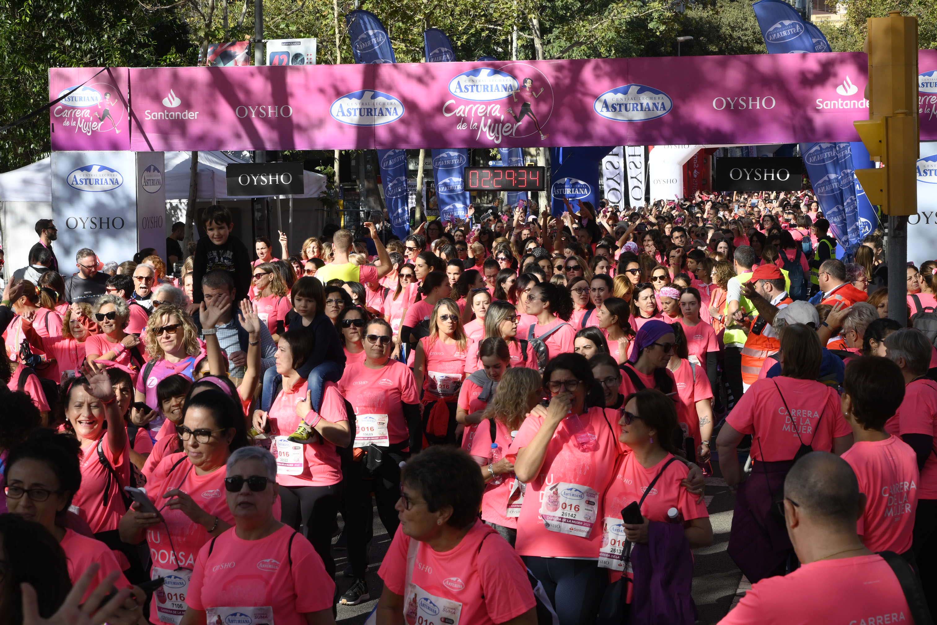 Las mejores fotos de la Carrera de la Mujer de Barcelona 2023. 7410