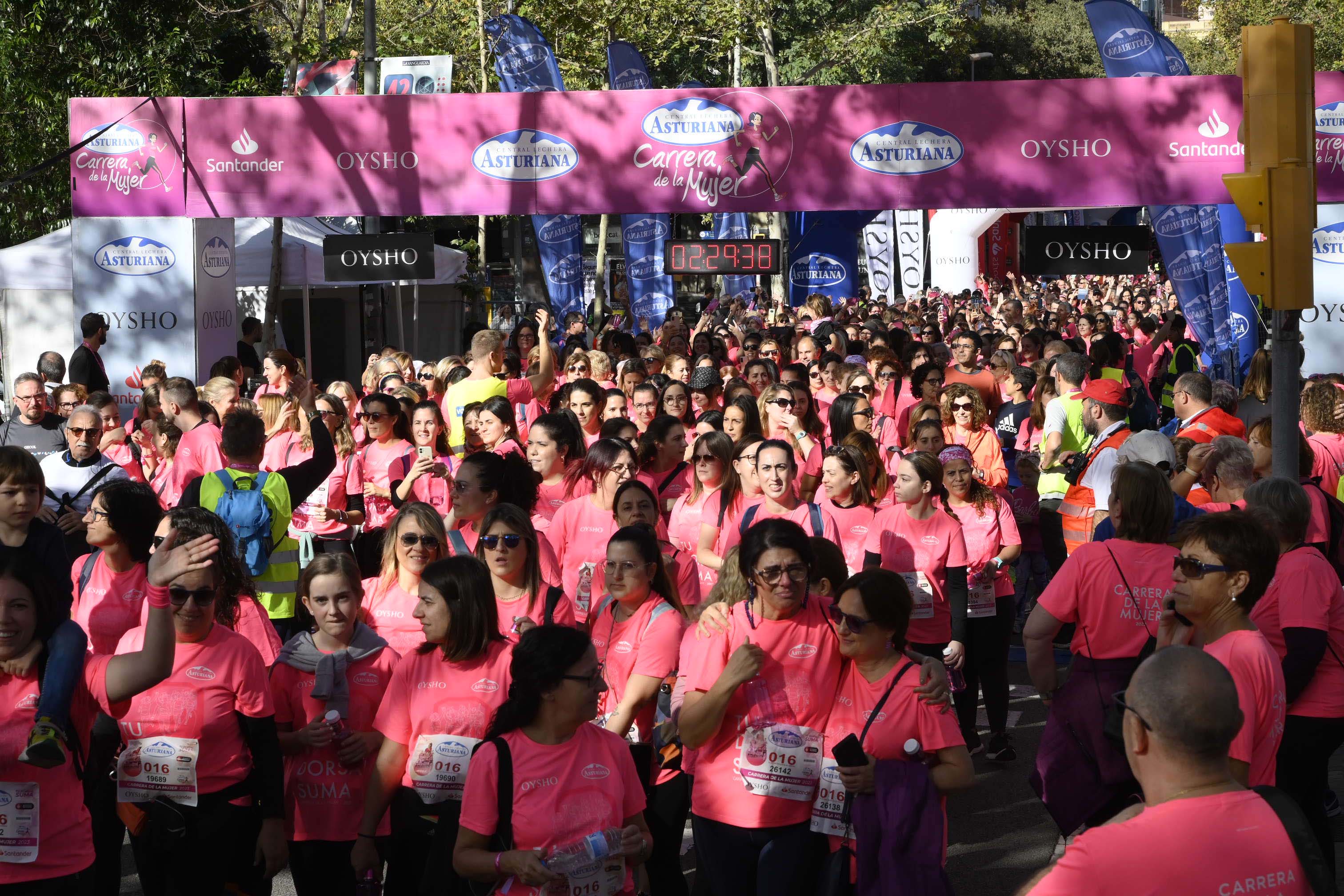 Las mejores fotos de la Carrera de la Mujer de Barcelona 2023. 7412