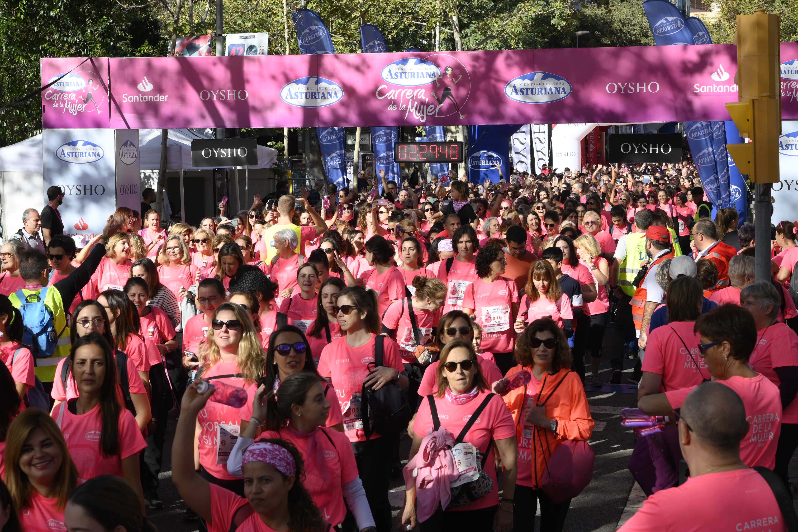 Las mejores fotos de la Carrera de la Mujer de Barcelona 2023. 7417