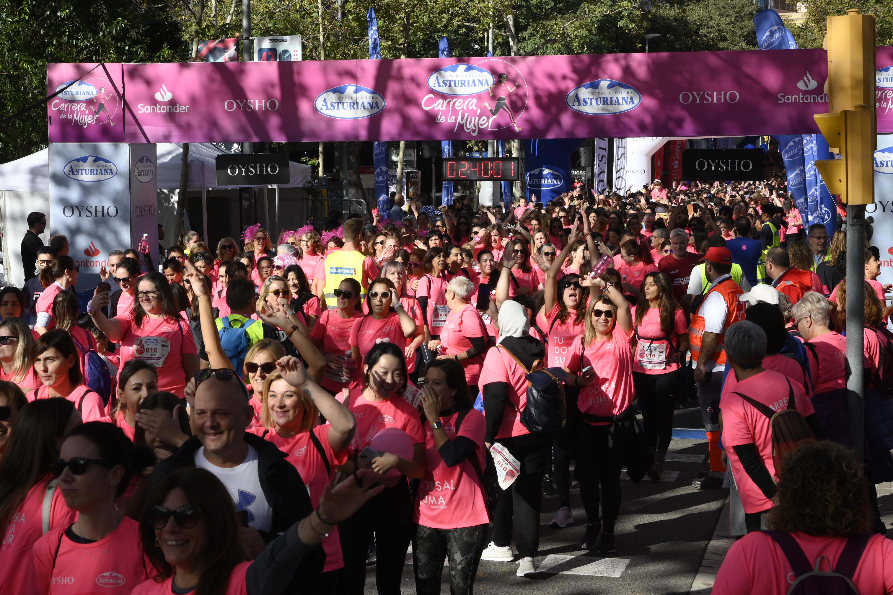 Las mejores fotos de la Carrera de la Mujer de Barcelona 2023. 7706