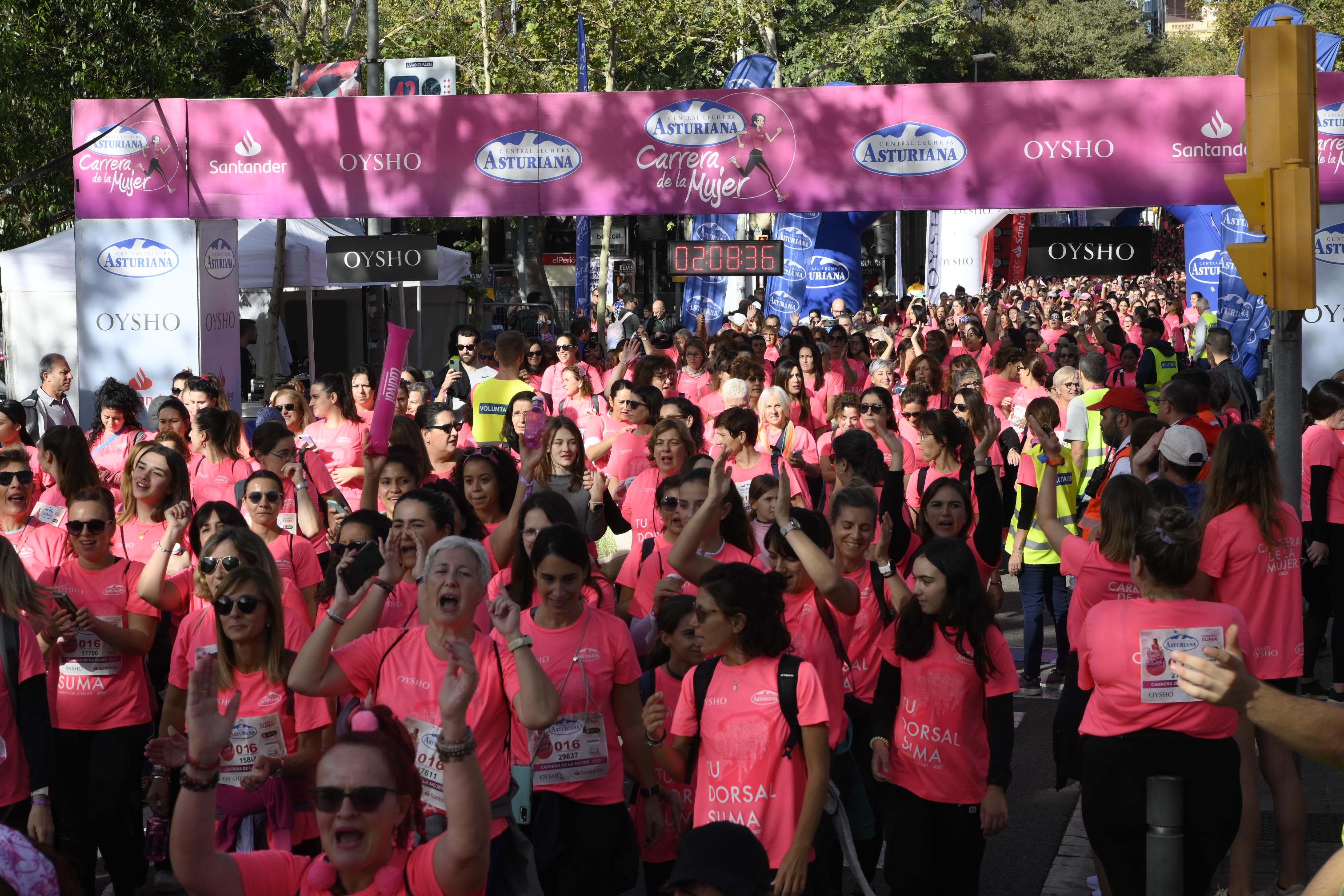 Las mejores fotos de la Carrera de la Mujer de Barcelona 2023. 6819