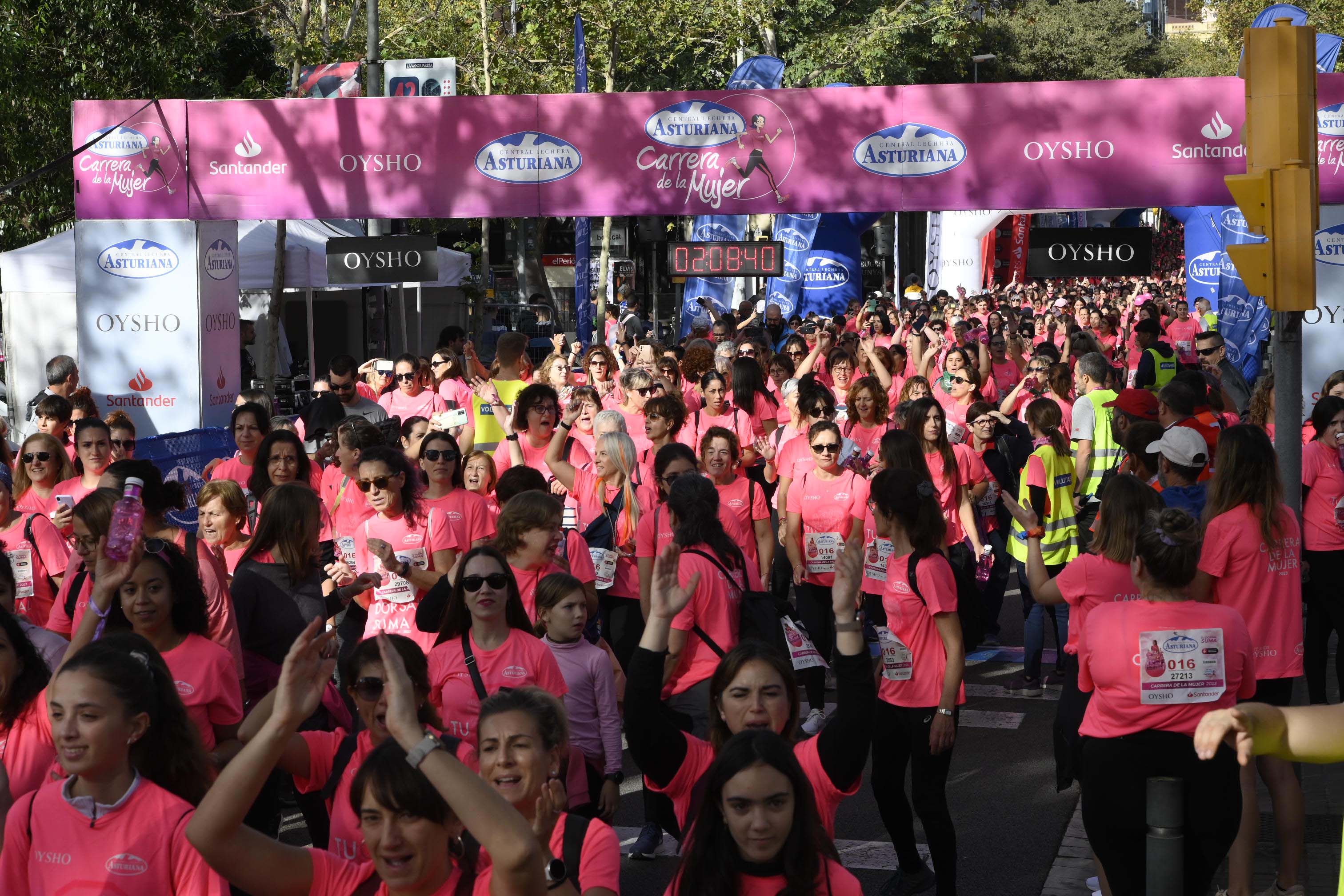 Las mejores fotos de la Carrera de la Mujer de Barcelona 2023. 6821