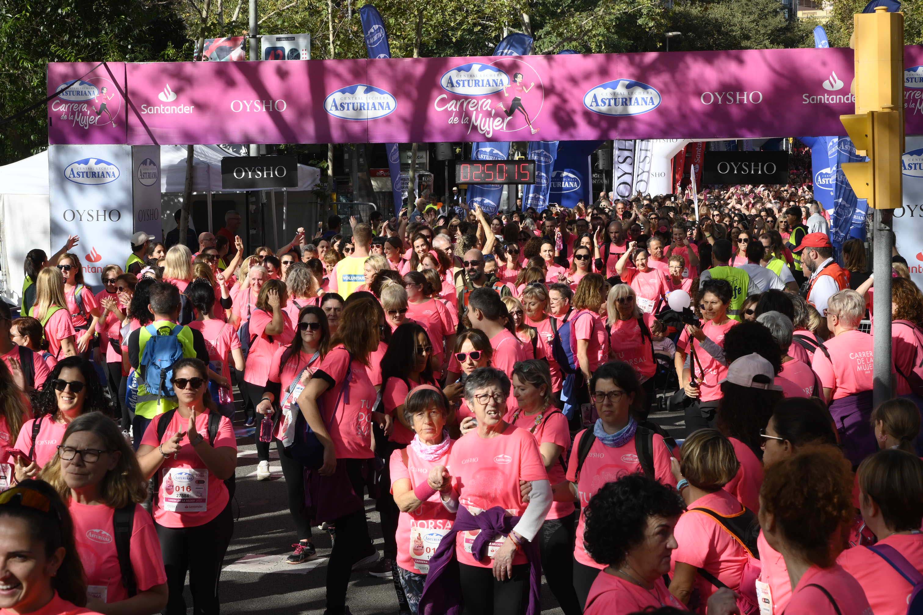 Las mejores fotos de la Carrera de la Mujer de Barcelona 2023. 8009