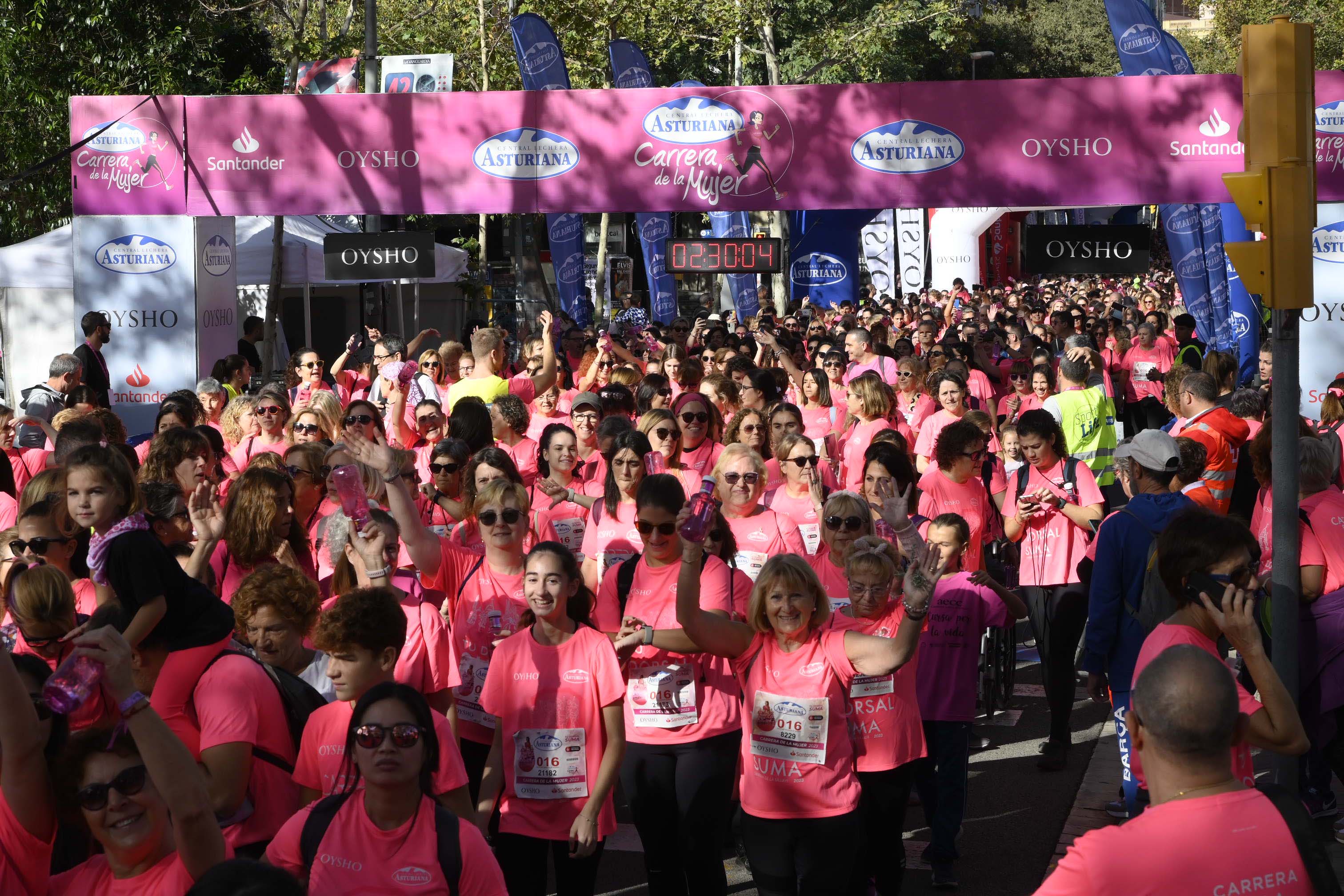 Las mejores fotos de la Carrera de la Mujer de Barcelona 2023. 7425