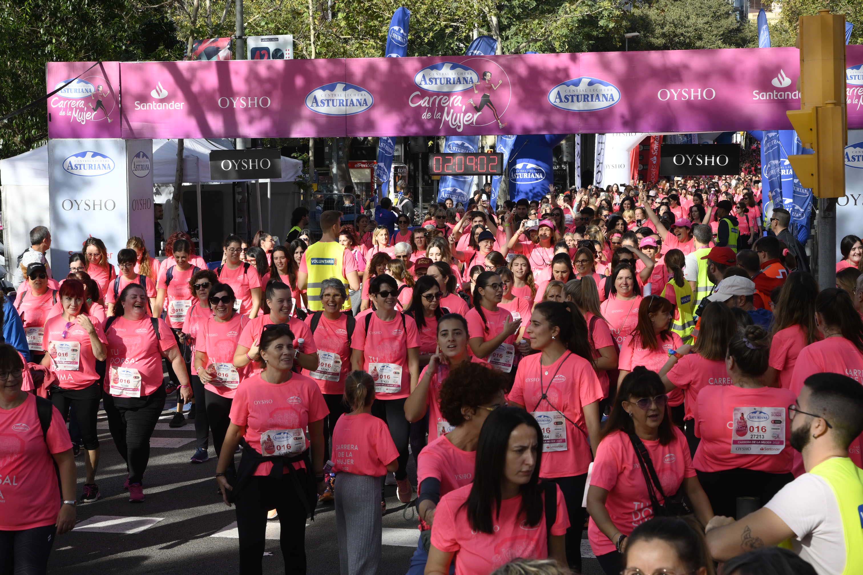 Las mejores fotos de la Carrera de la Mujer de Barcelona 2023. 6832