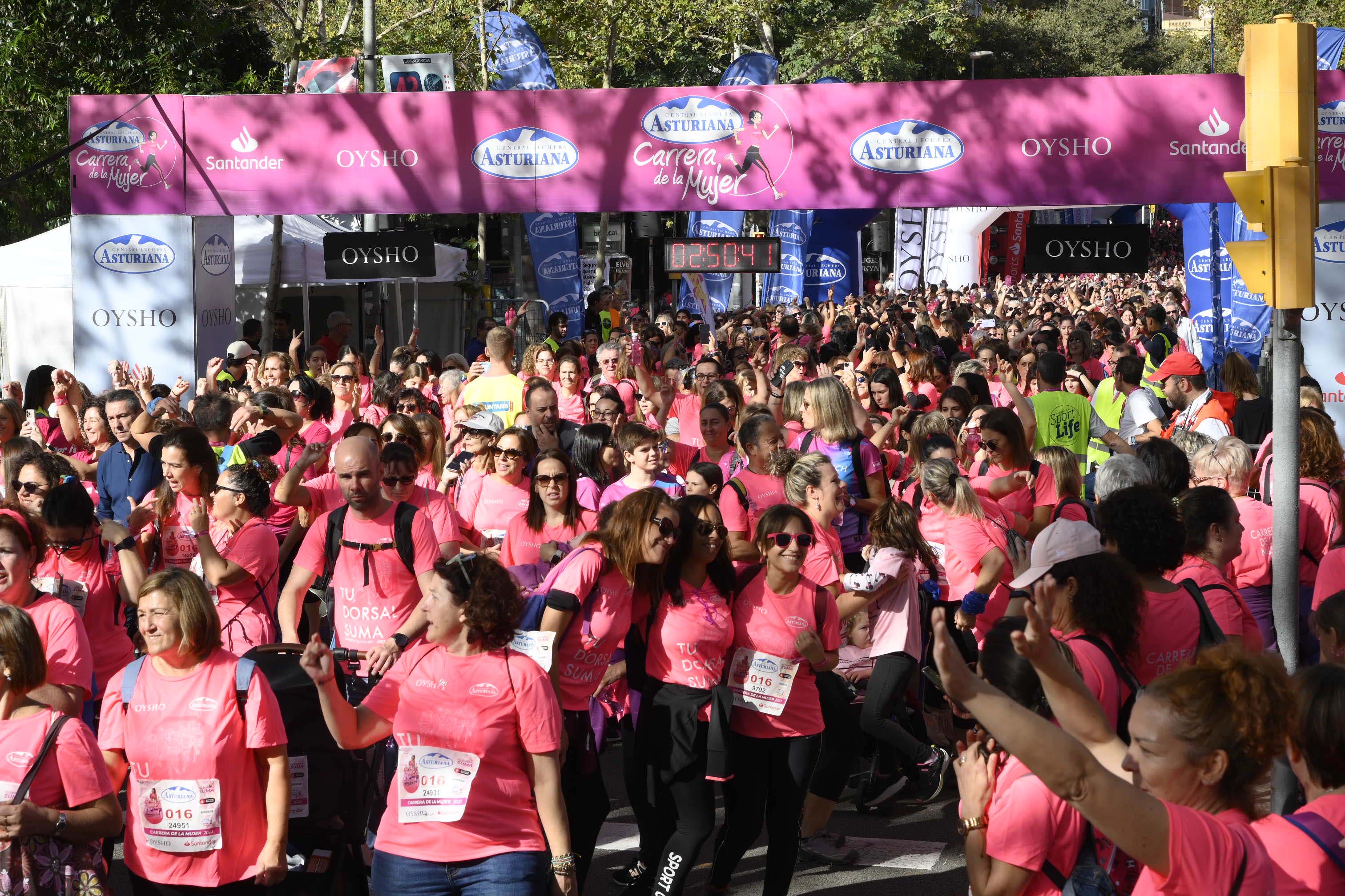 Las mejores fotos de la Carrera de la Mujer de Barcelona 2023. 8022