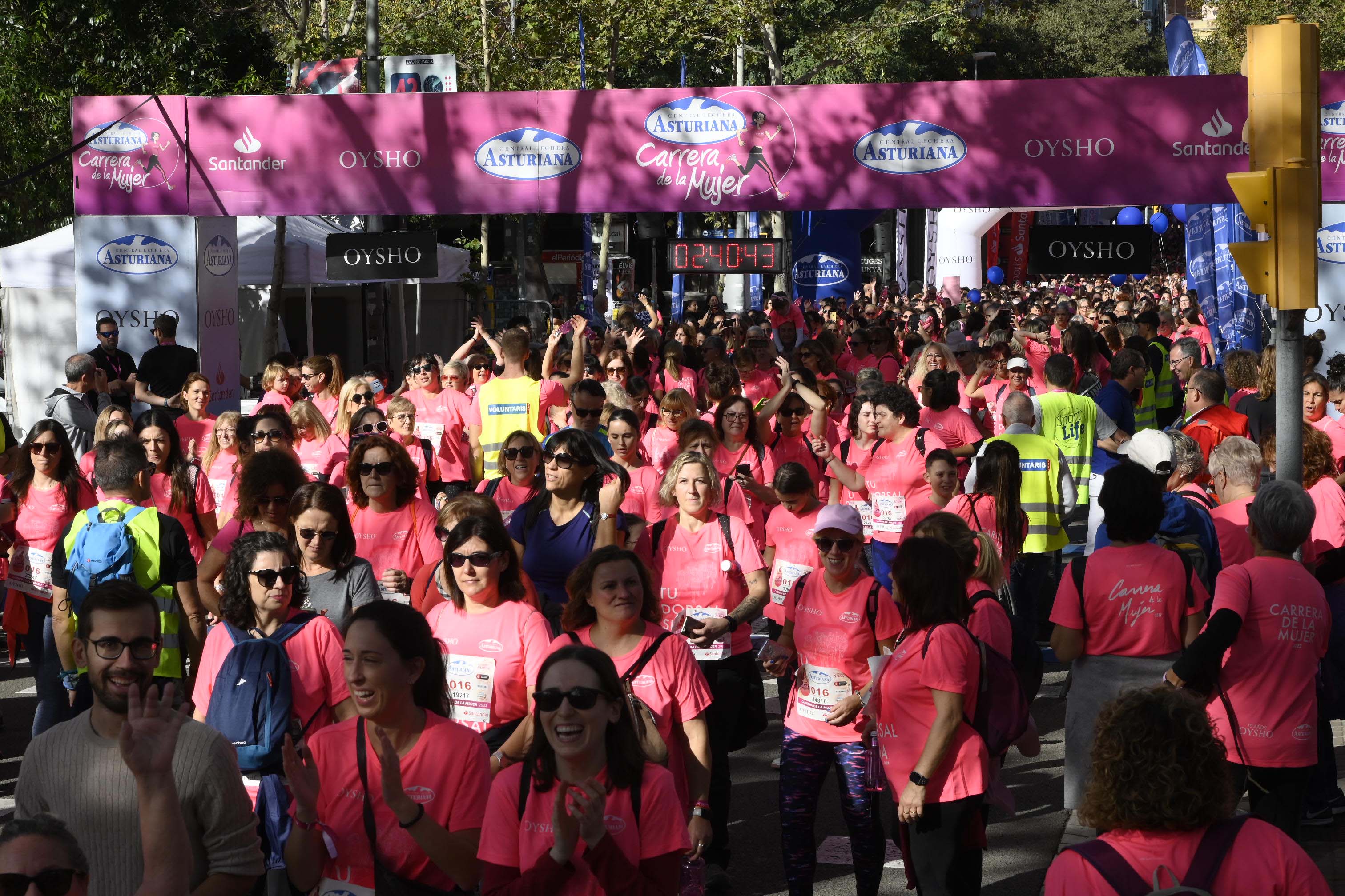 Las mejores fotos de la Carrera de la Mujer de Barcelona 2023. 7727