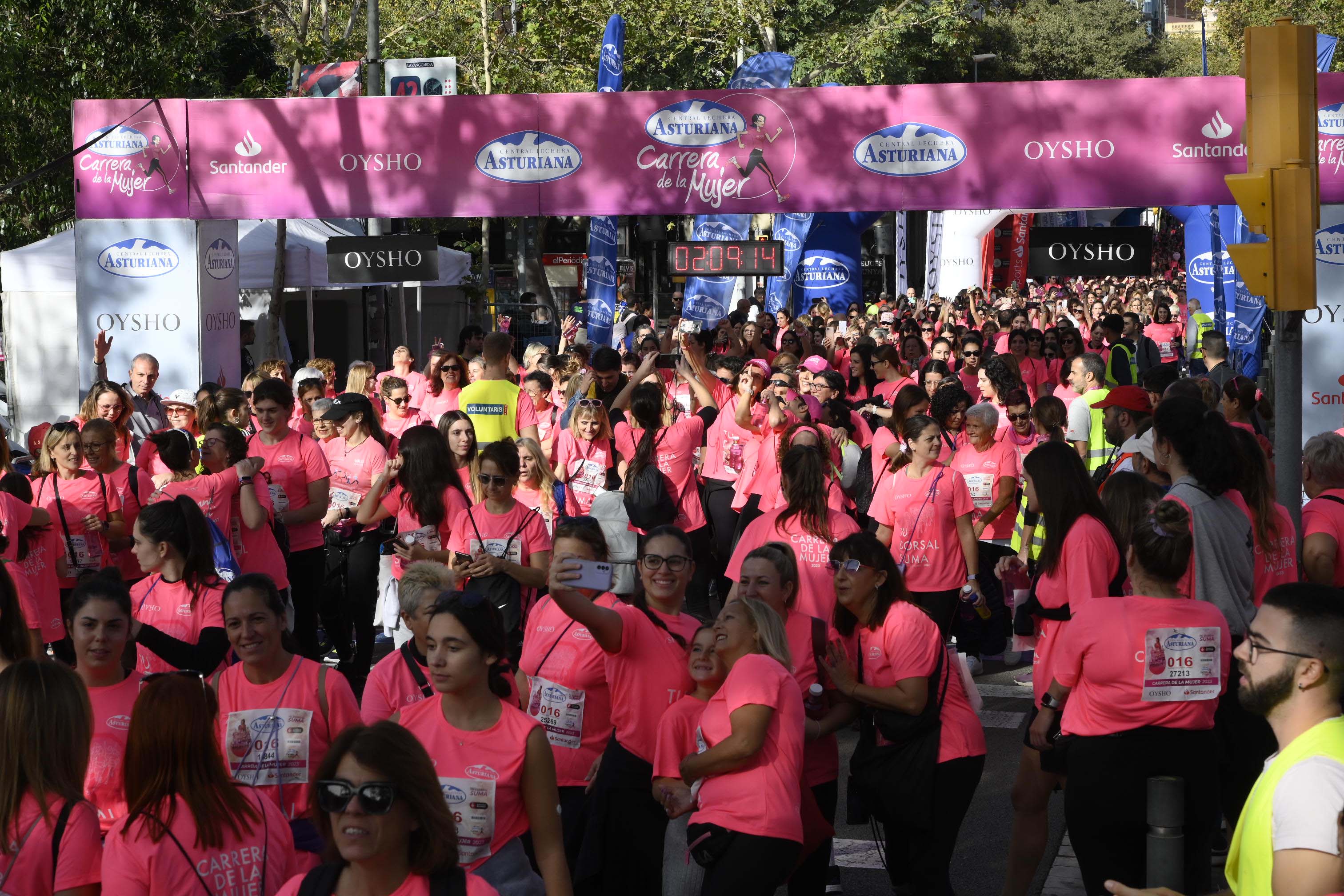 Las mejores fotos de la Carrera de la Mujer de Barcelona 2023. 6838
