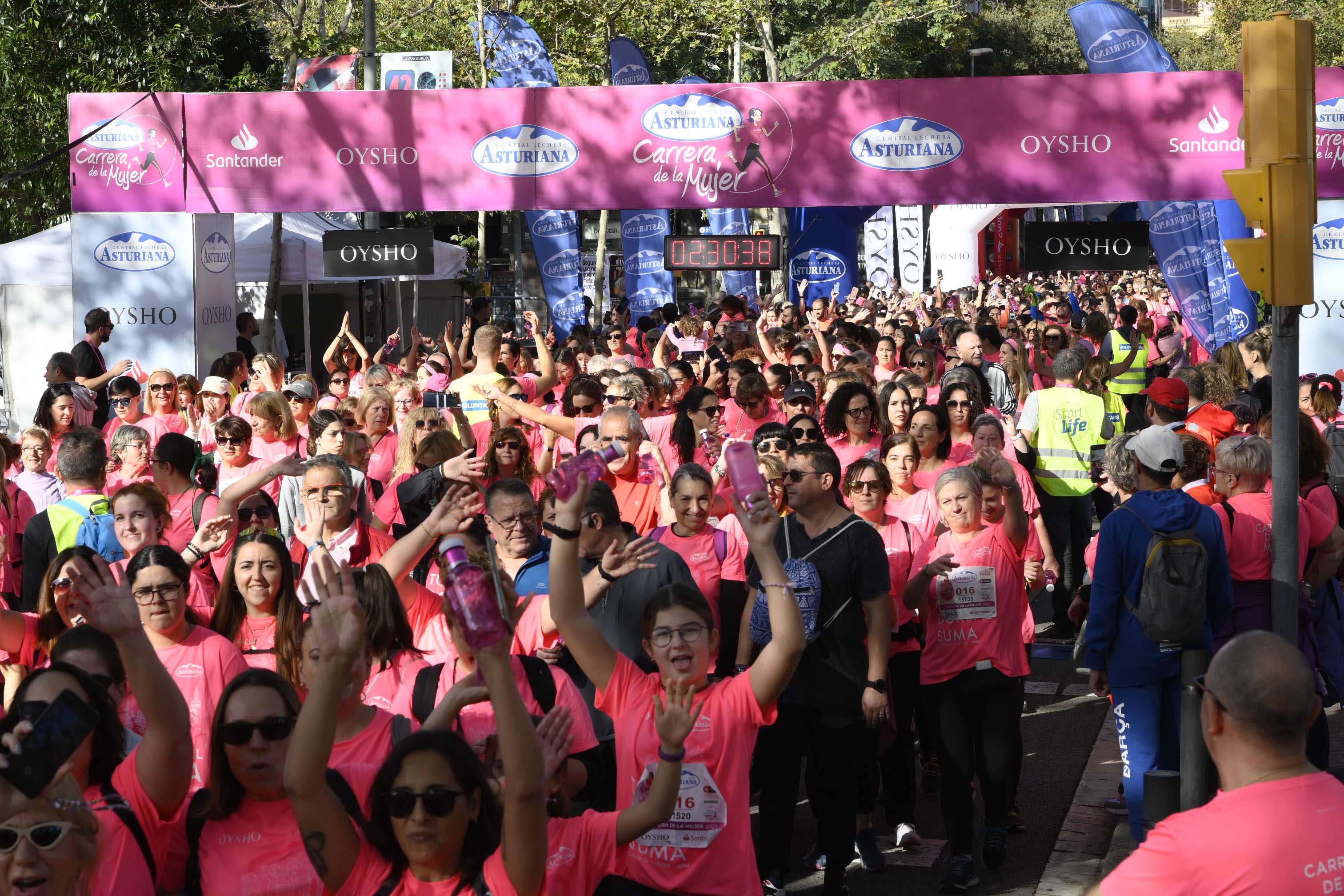 Las mejores fotos de la Carrera de la Mujer de Barcelona 2023. 7442