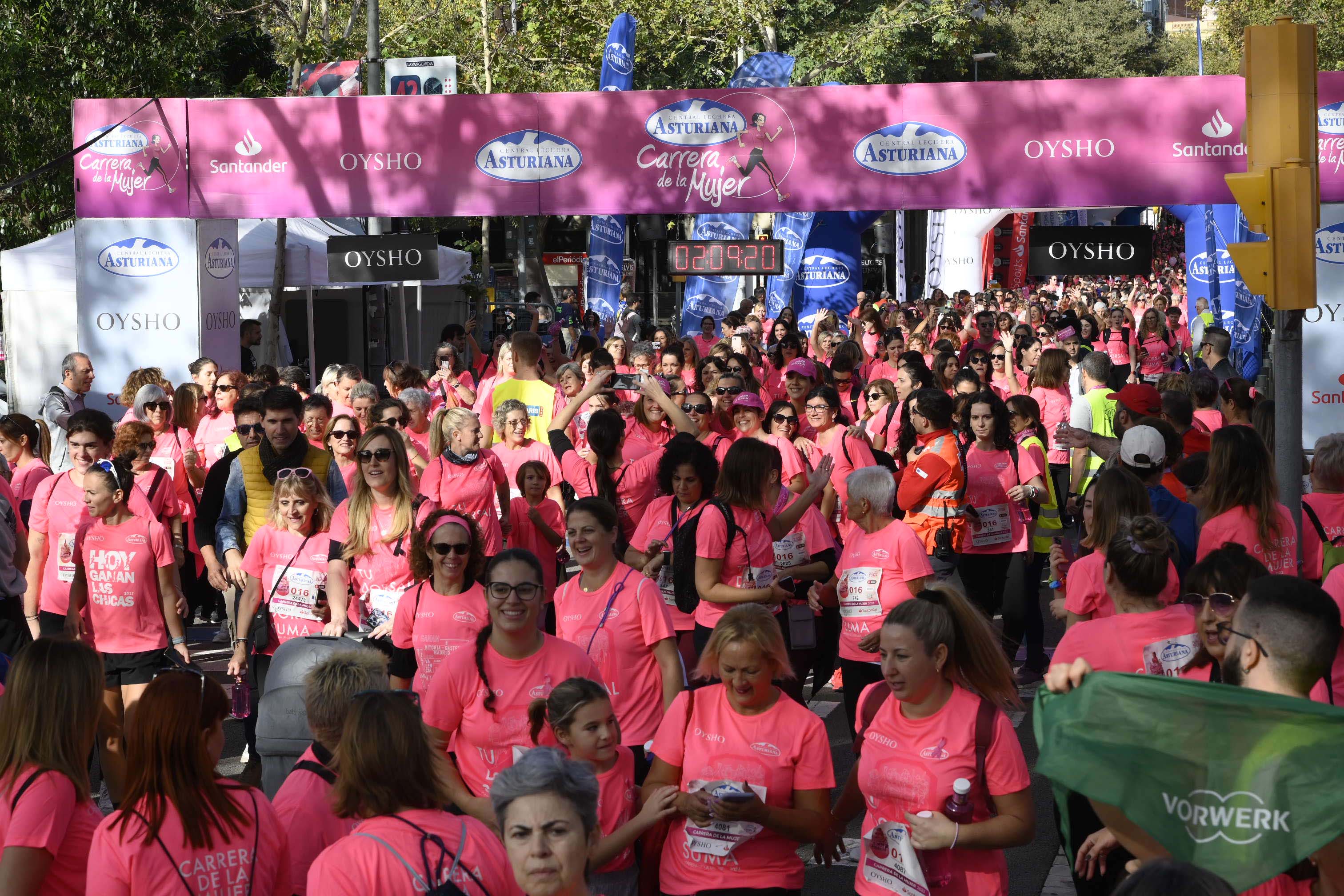 Las mejores fotos de la Carrera de la Mujer de Barcelona 2023. 6841
