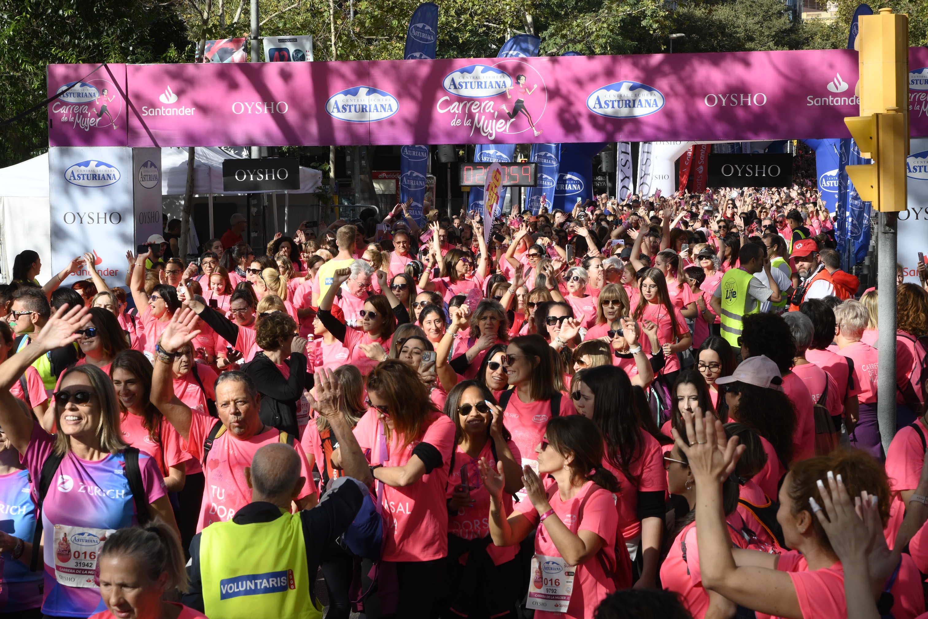 Las mejores fotos de la Carrera de la Mujer de Barcelona 2023. 8031