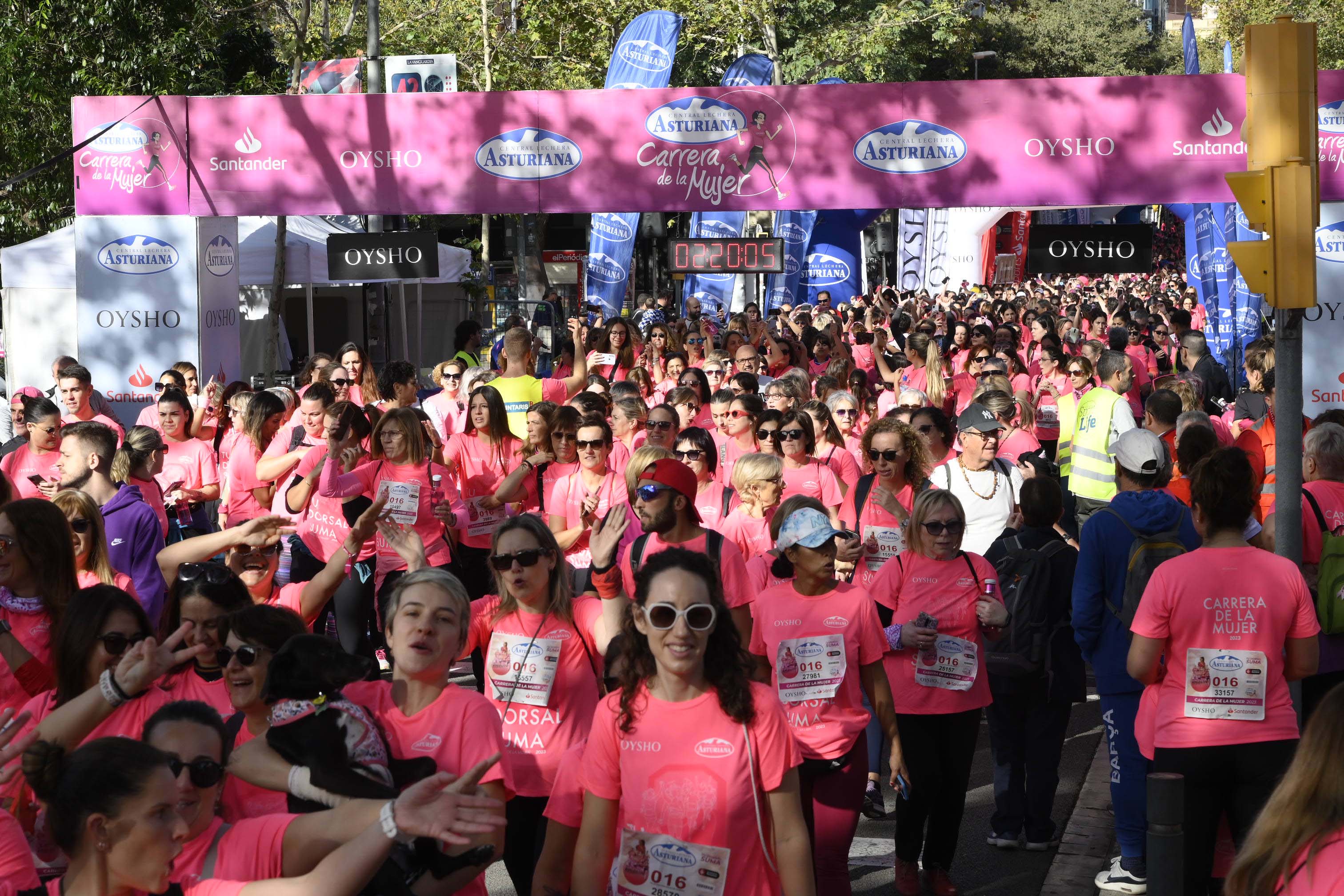 Las mejores fotos de la Carrera de la Mujer de Barcelona 2023. 7142
