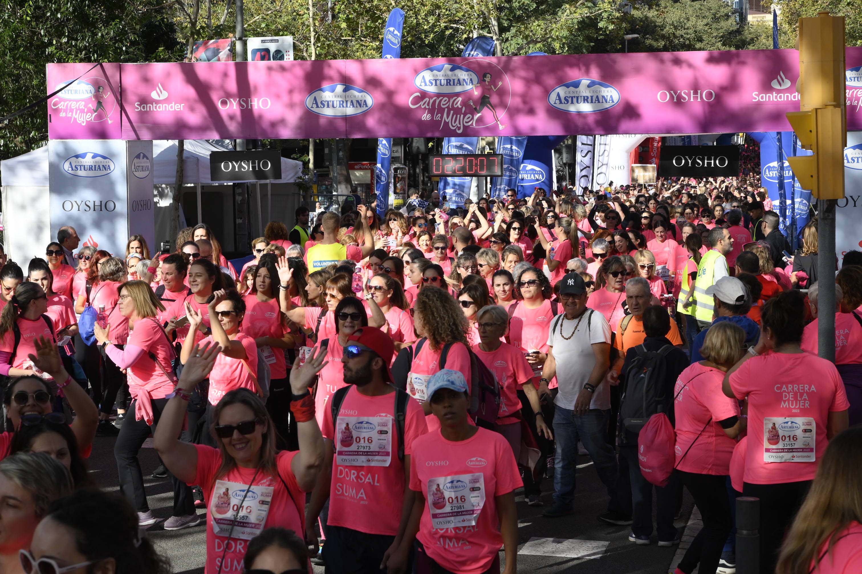 Las mejores fotos de la Carrera de la Mujer de Barcelona 2023. 7143