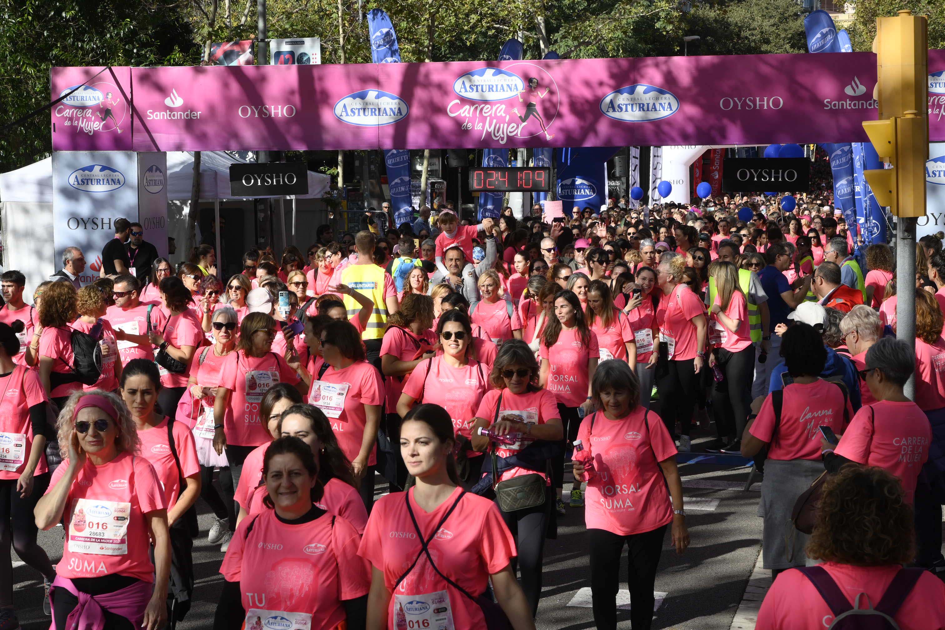 Las mejores fotos de la Carrera de la Mujer de Barcelona 2023. 7740
