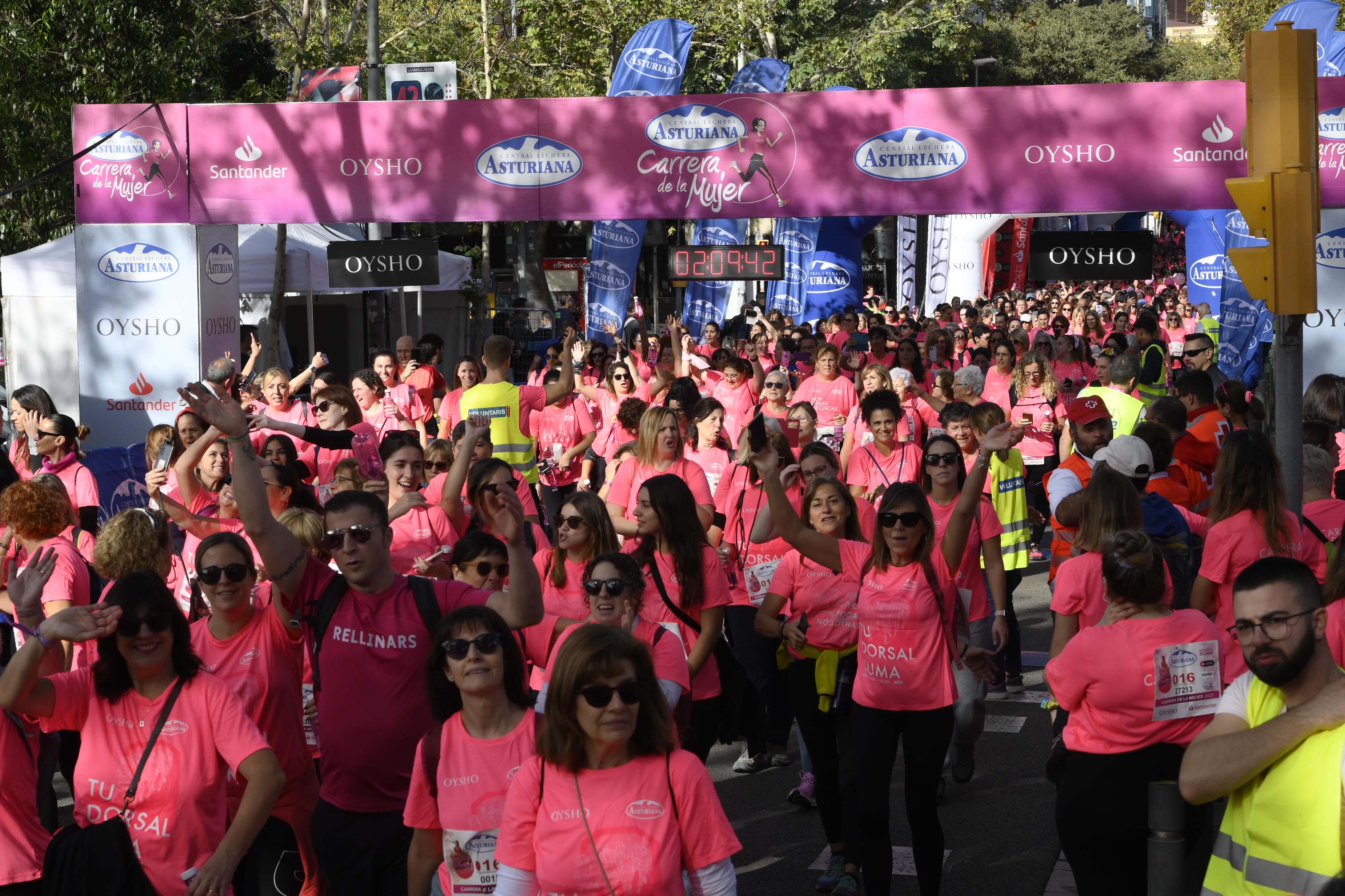Las mejores fotos de la Carrera de la Mujer de Barcelona 2023. 6852