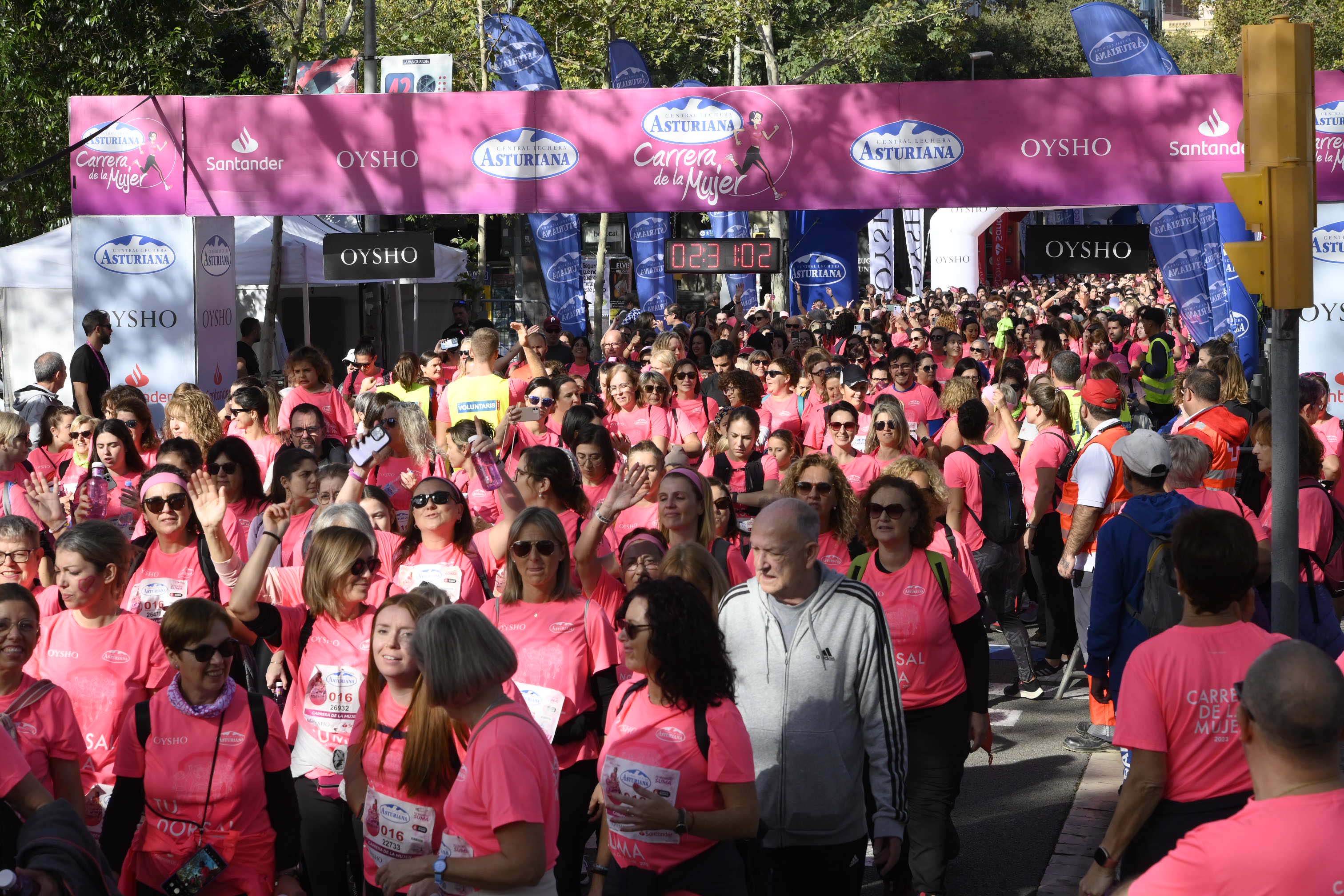 Las mejores fotos de la Carrera de la Mujer de Barcelona 2023. 7454