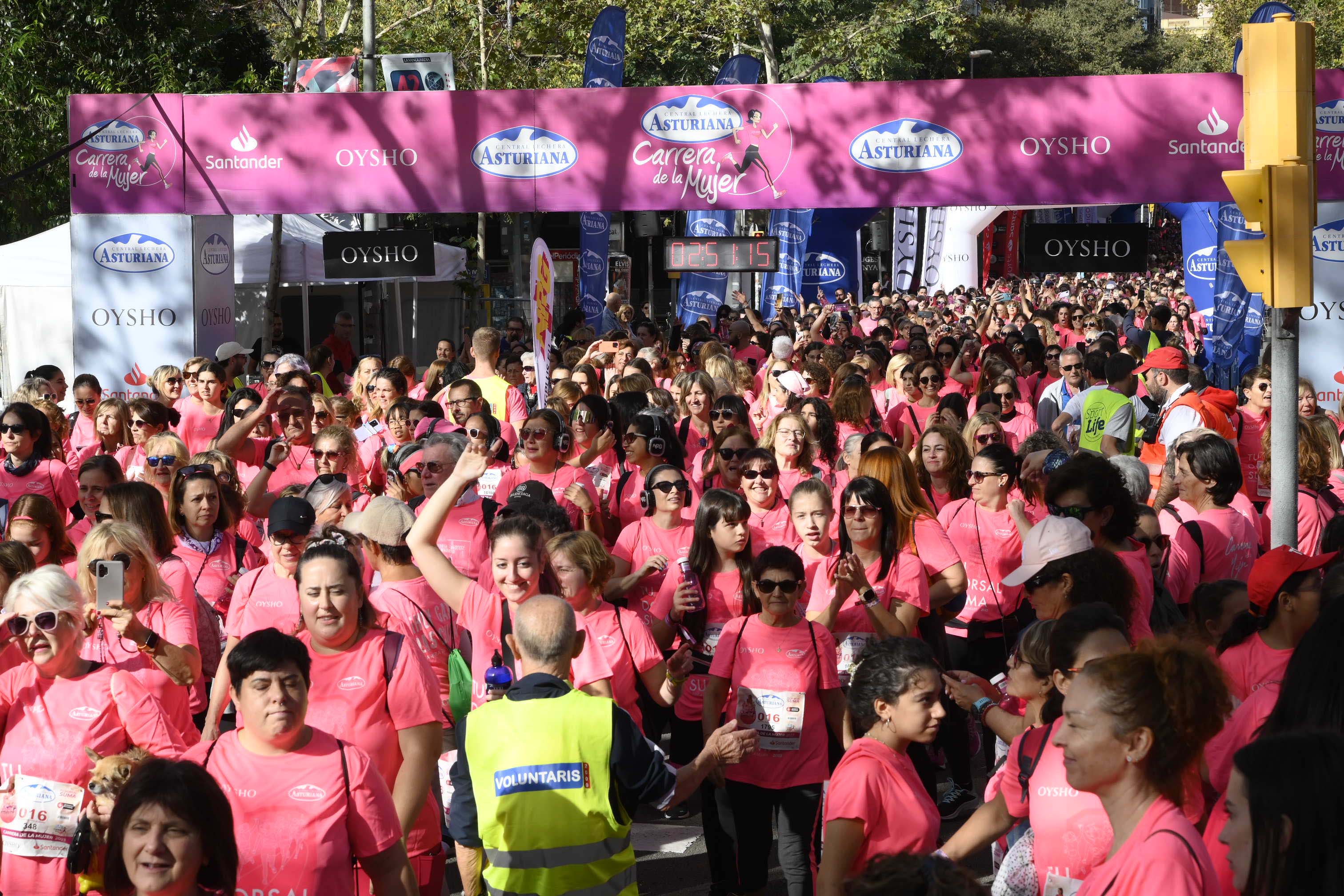 Las mejores fotos de la Carrera de la Mujer de Barcelona 2023. 8039