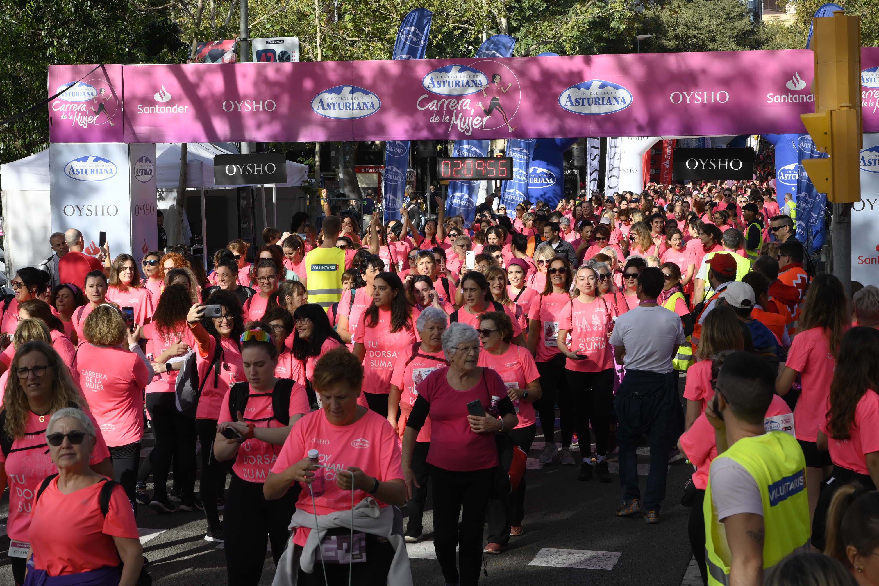 Las mejores fotos de la Carrera de la Mujer de Barcelona 2023. 6859