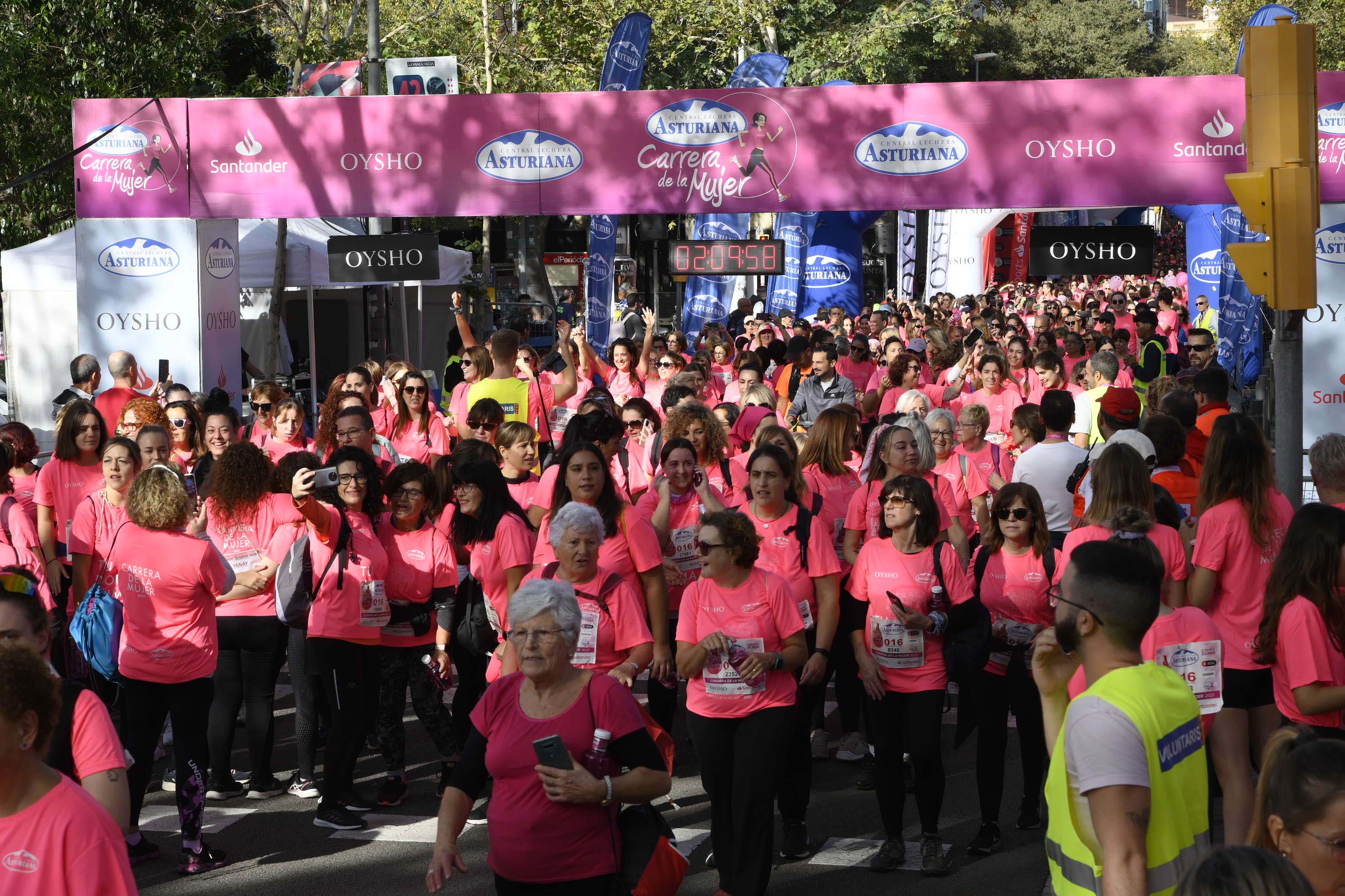 Las mejores fotos de la Carrera de la Mujer de Barcelona 2023. 6860