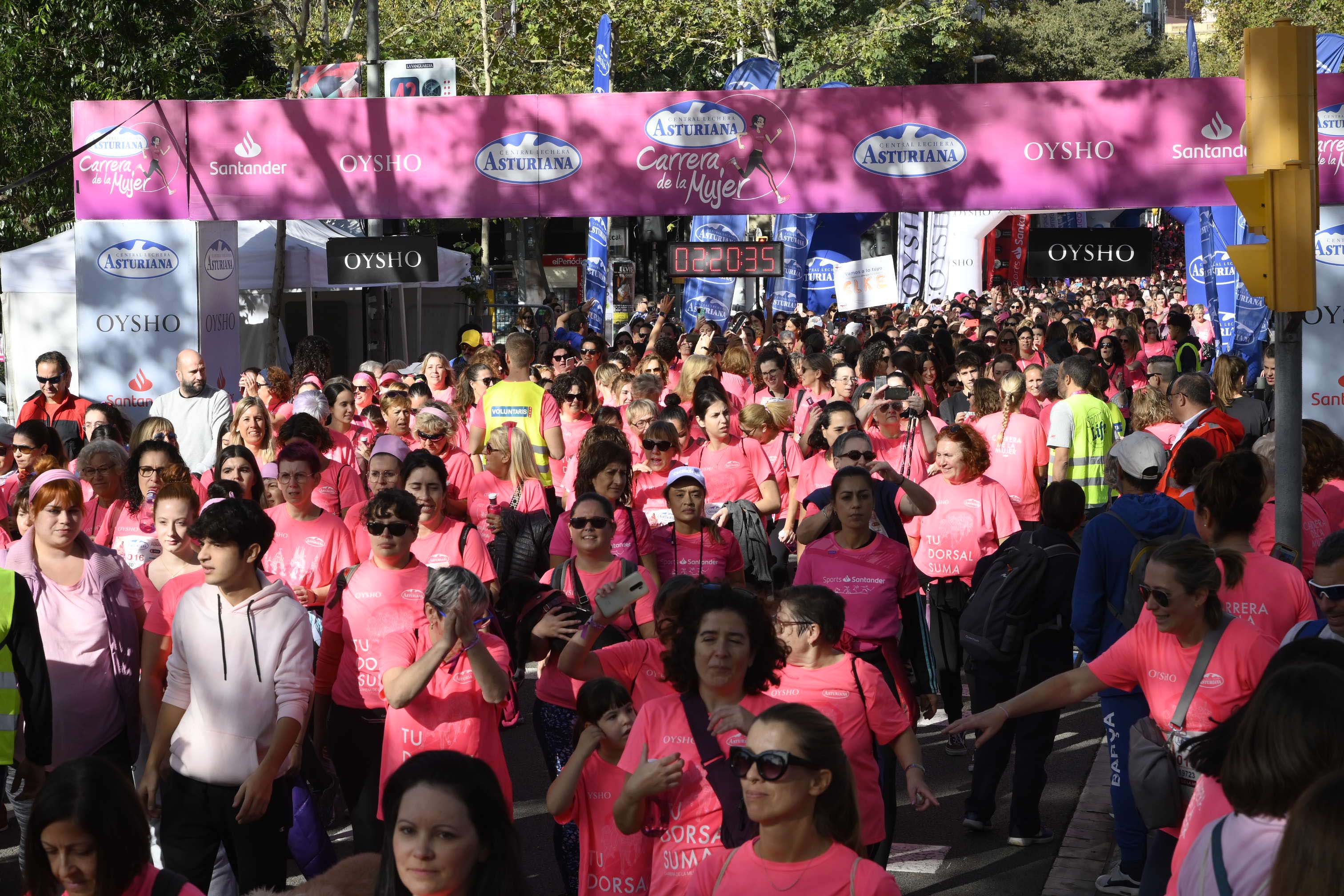Las mejores fotos de la Carrera de la Mujer de Barcelona 2023. 7157