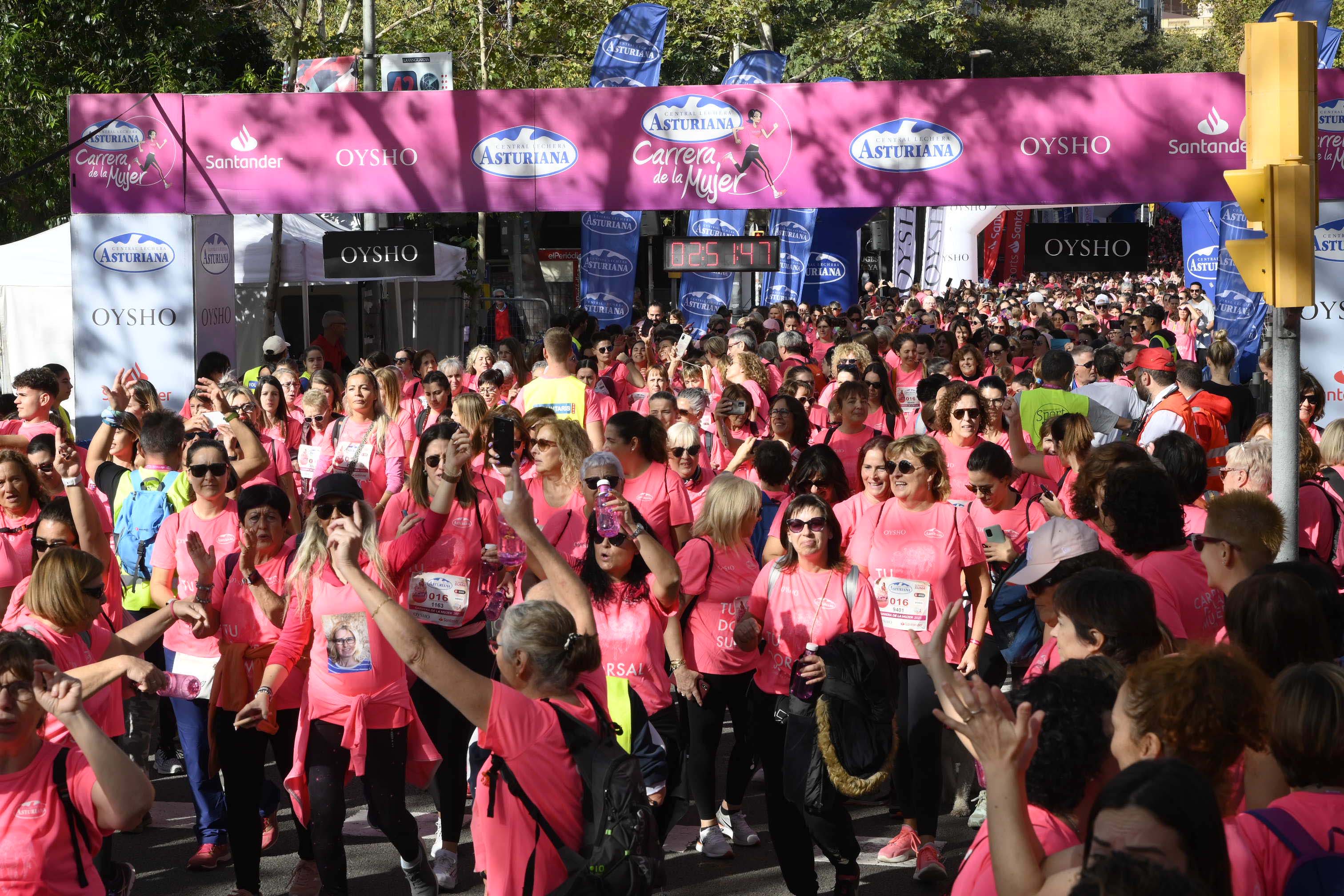 Las mejores fotos de la Carrera de la Mujer de Barcelona 2023. 8055