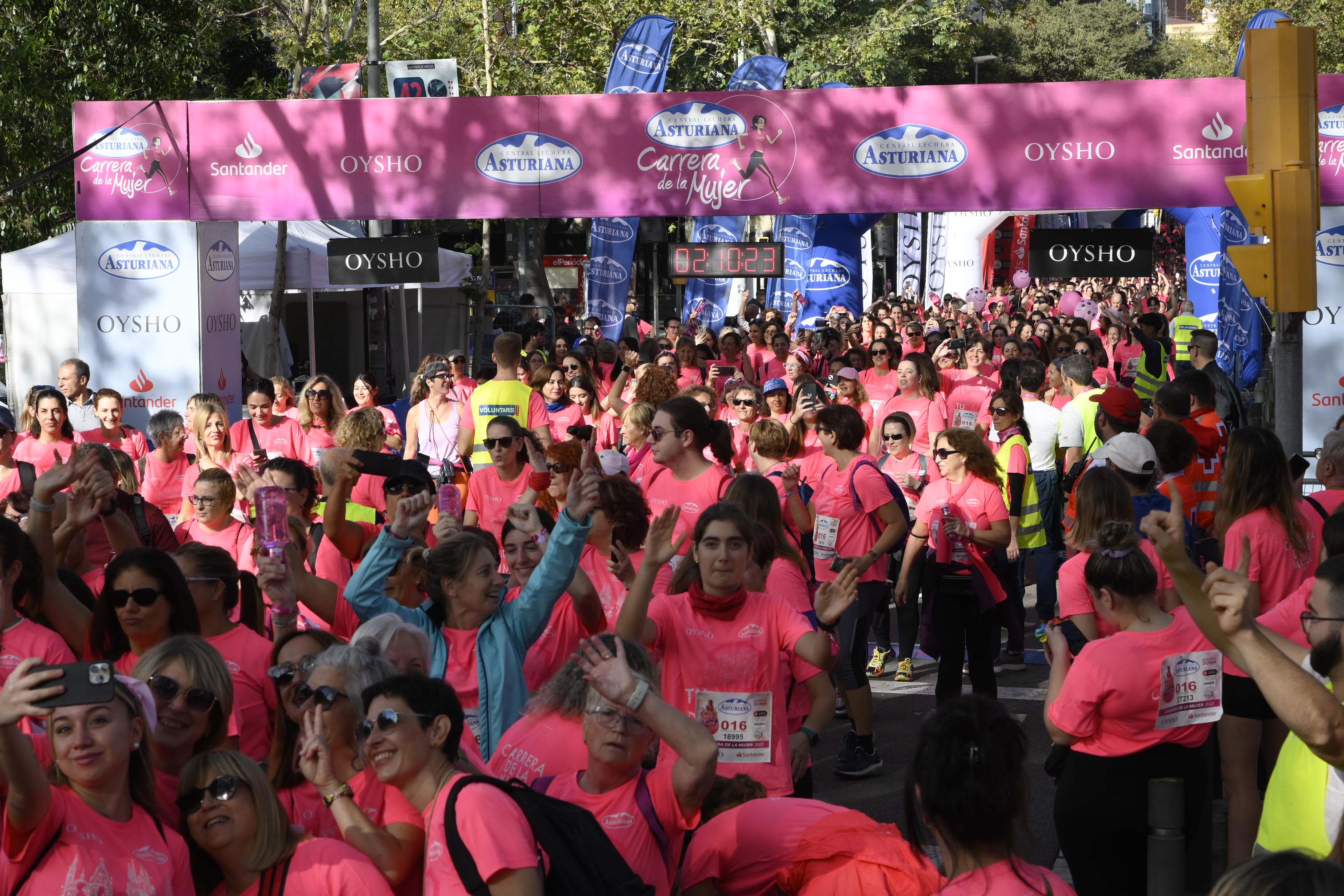Las mejores fotos de la Carrera de la Mujer de Barcelona 2023. 6869