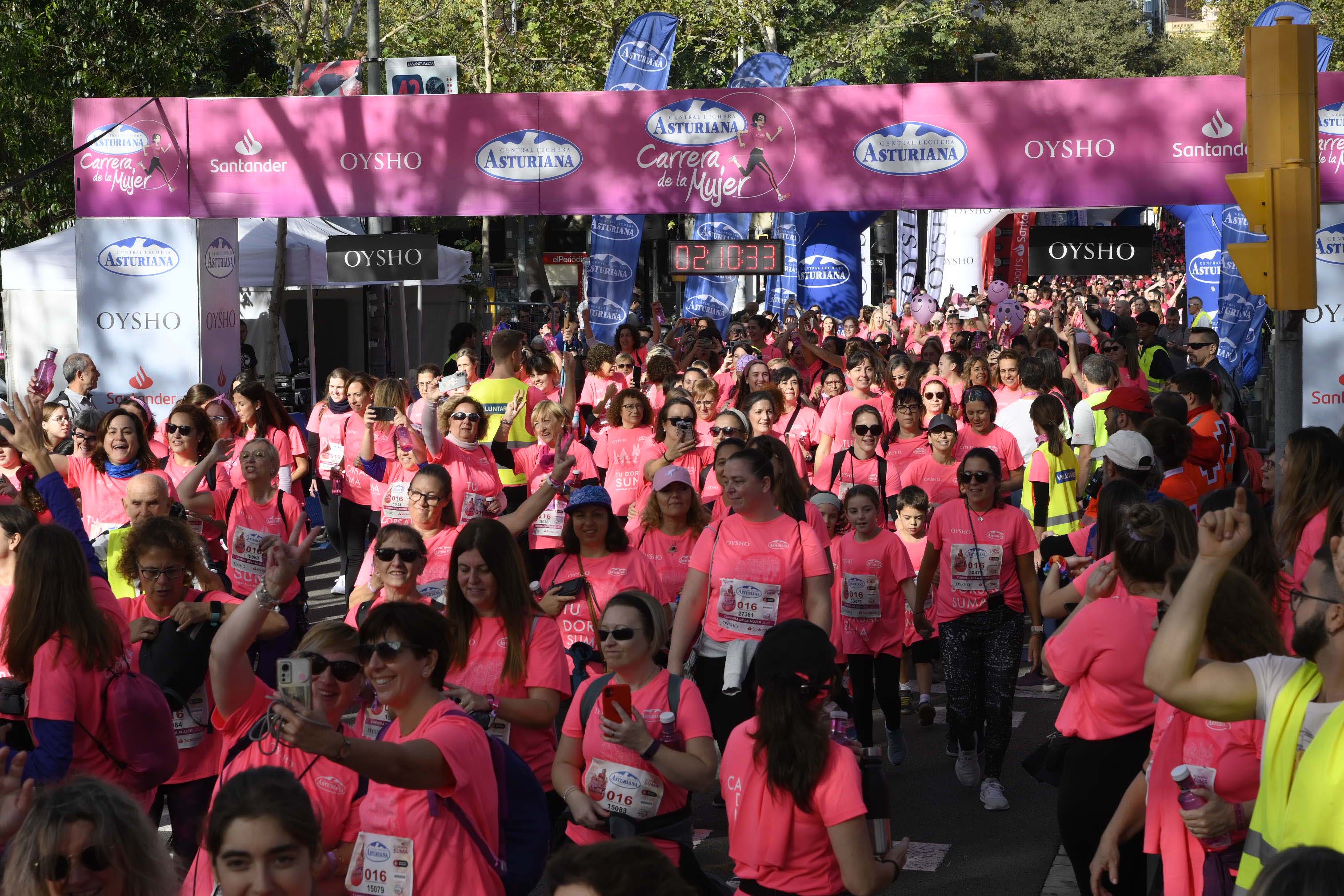 Las mejores fotos de la Carrera de la Mujer de Barcelona 2023. 6874