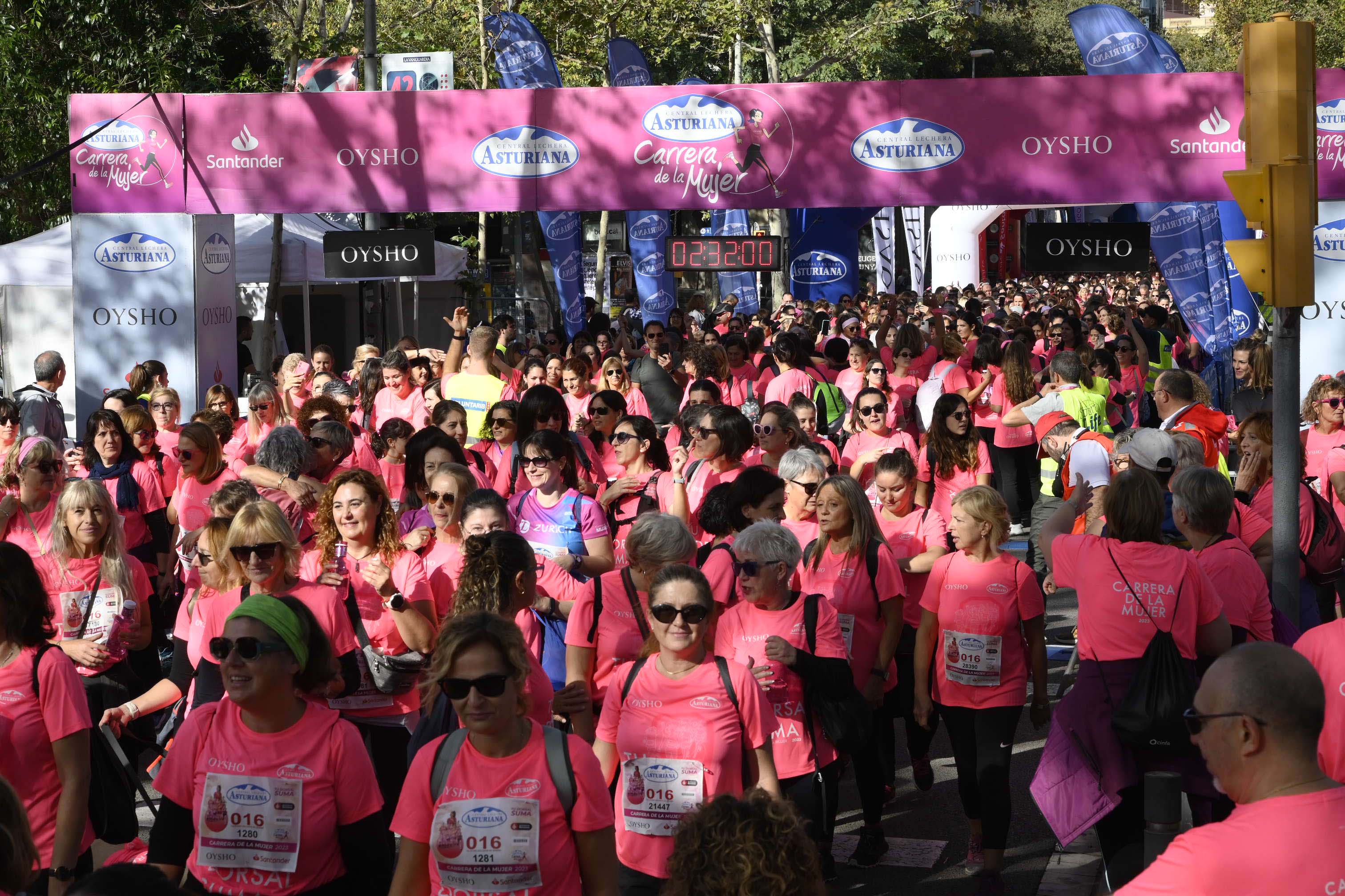 Las mejores fotos de la Carrera de la Mujer de Barcelona 2023. 7483
