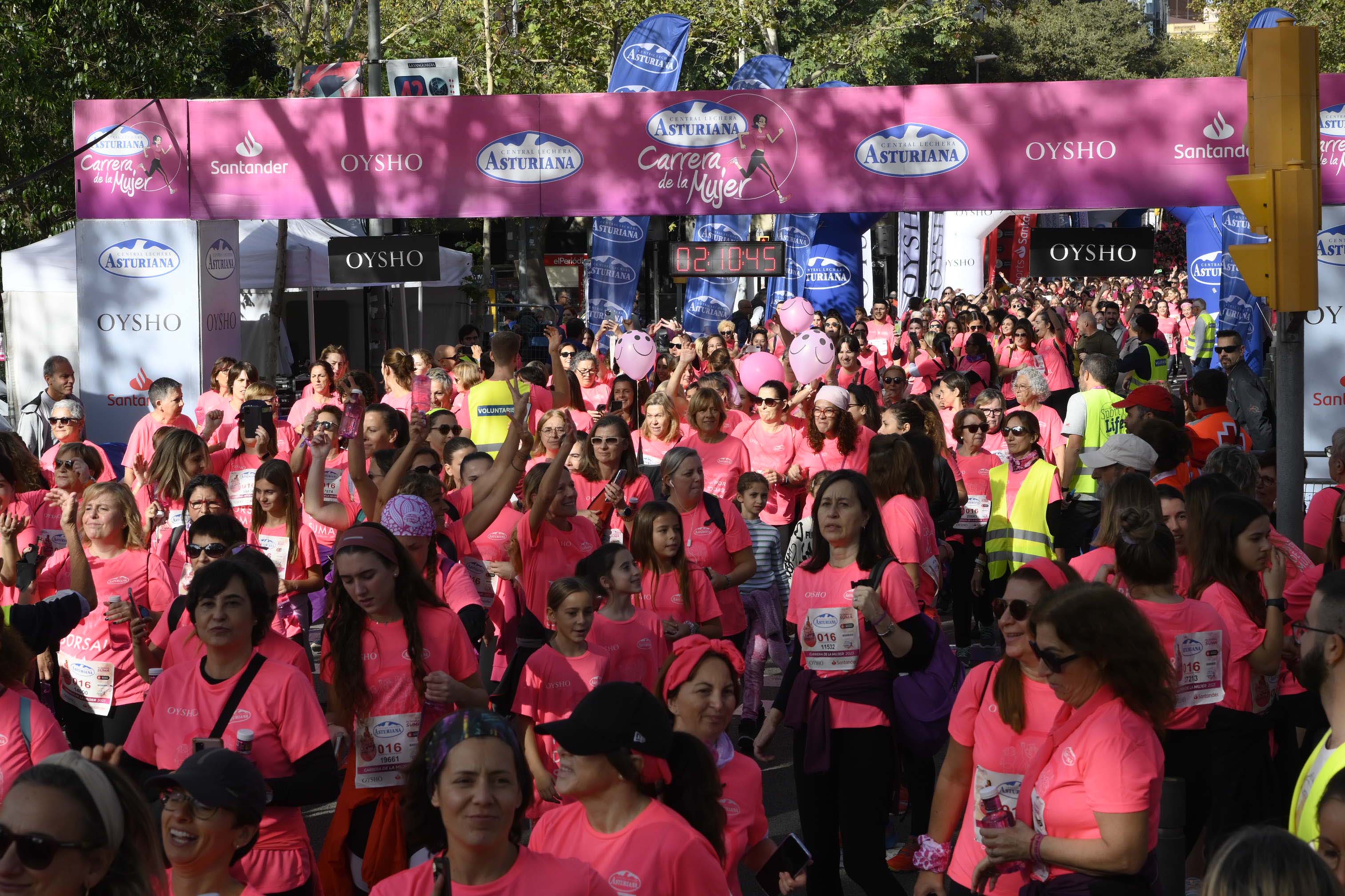 Las mejores fotos de la Carrera de la Mujer de Barcelona 2023. 6880