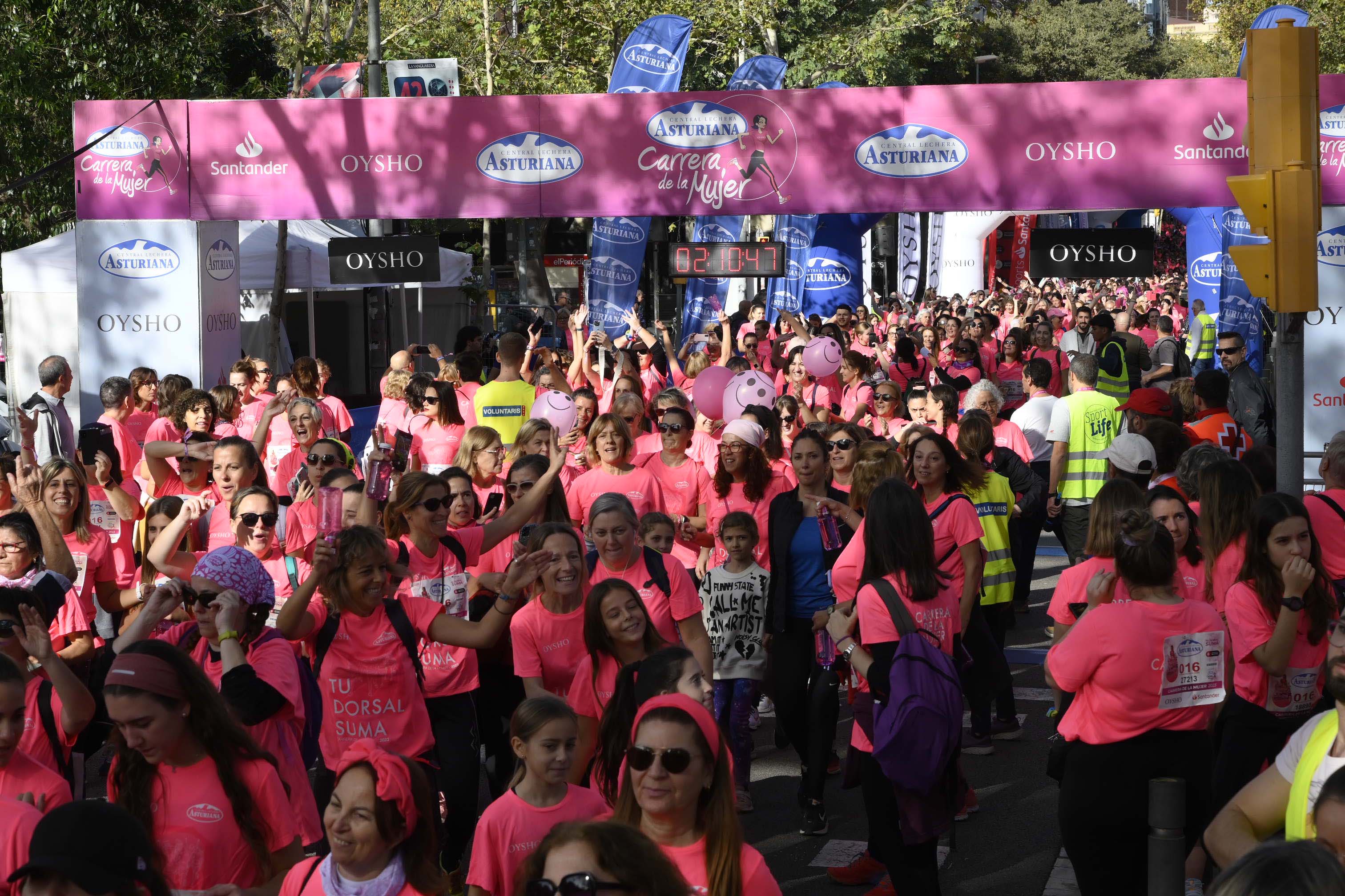Las mejores fotos de la Carrera de la Mujer de Barcelona 2023. 6881