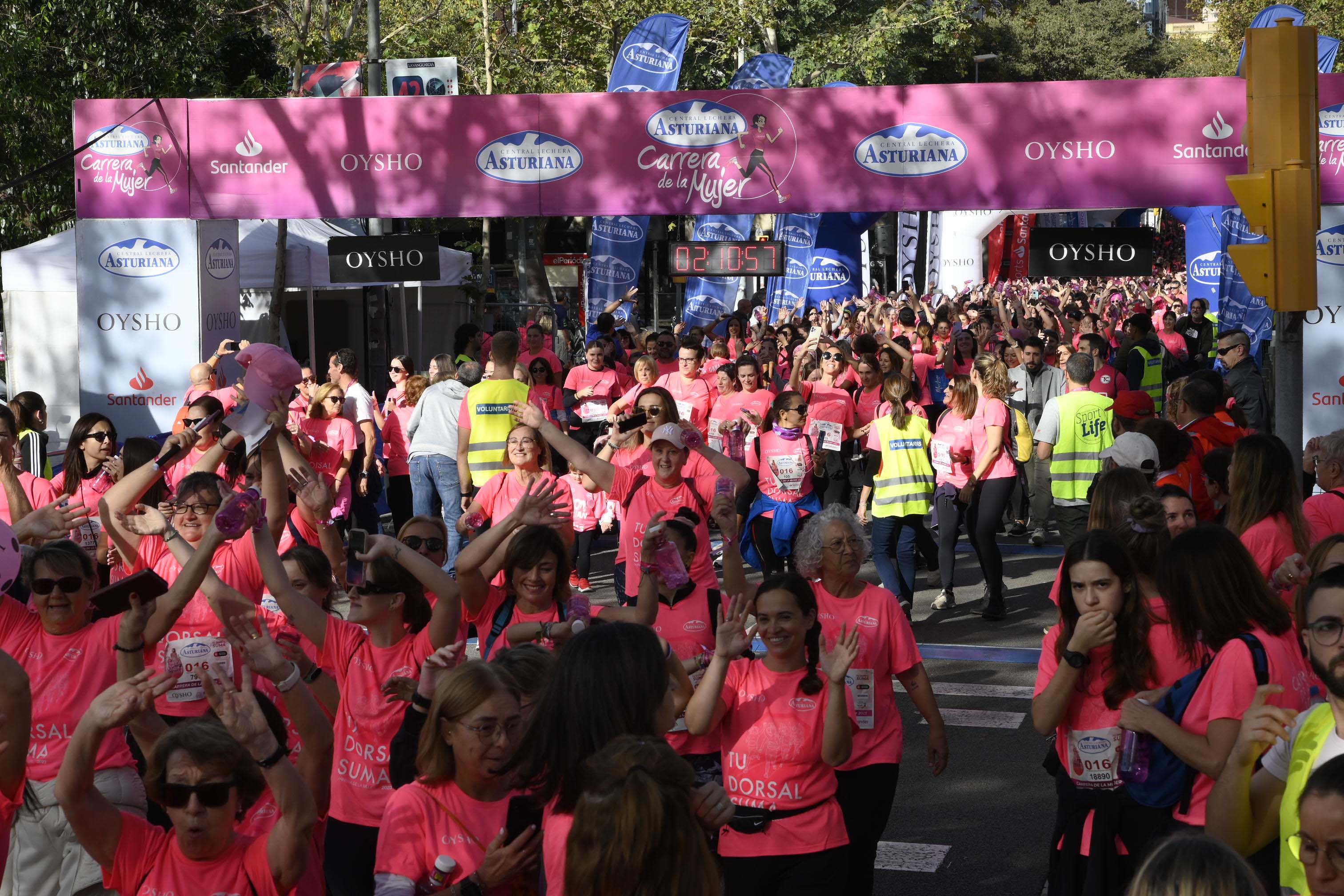Las mejores fotos de la Carrera de la Mujer de Barcelona 2023. 6886