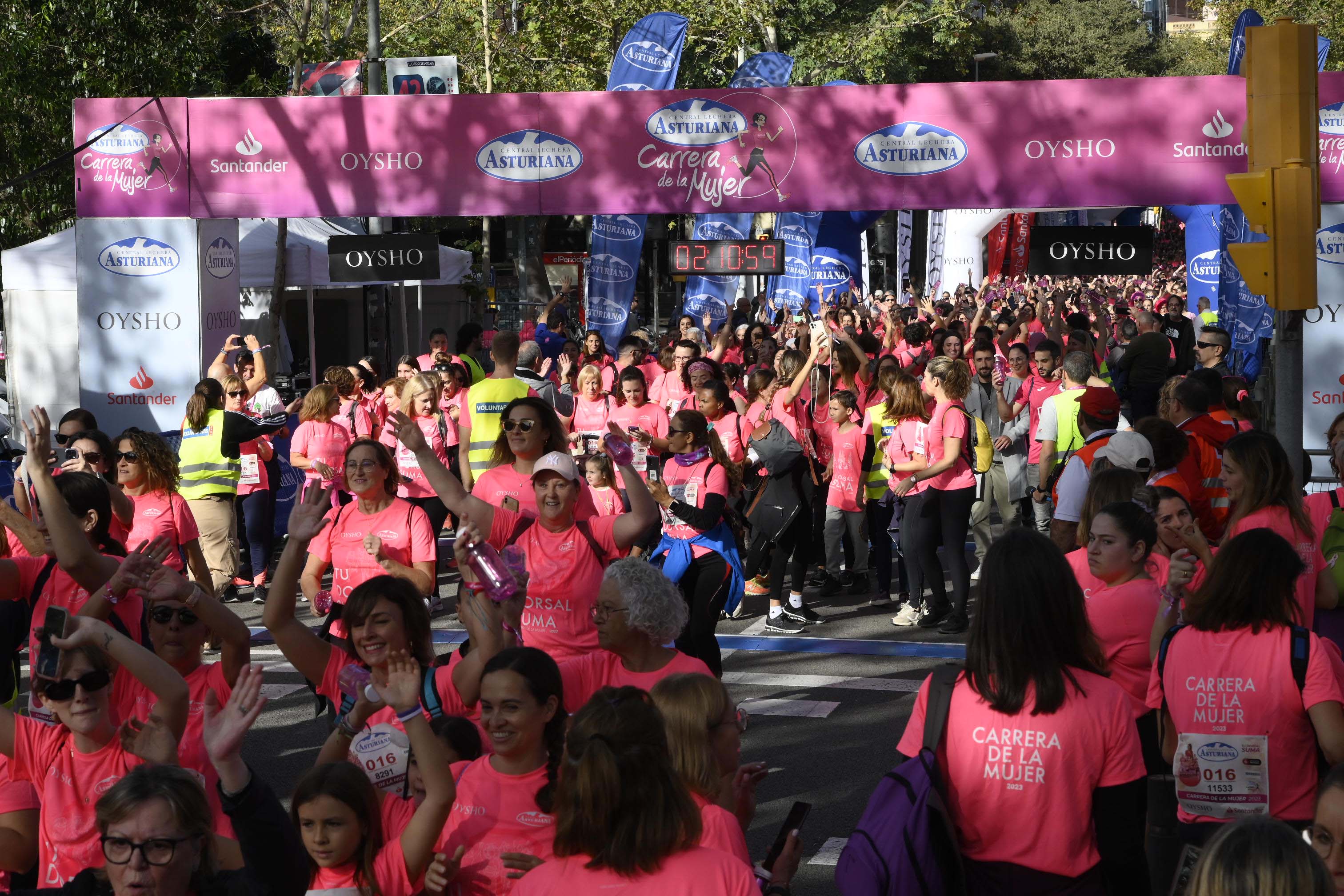 Las mejores fotos de la Carrera de la Mujer de Barcelona 2023. 6887